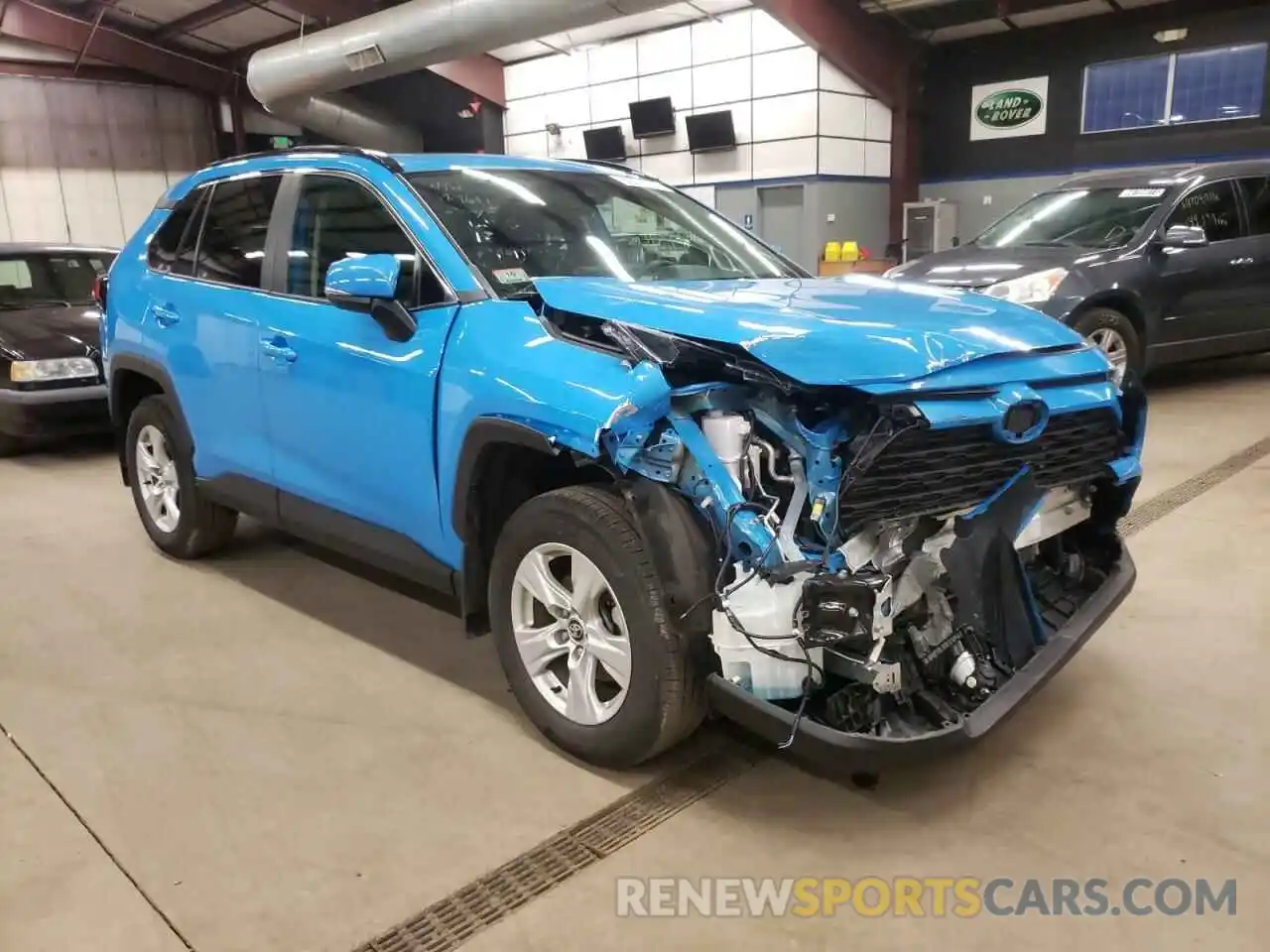 1 Photograph of a damaged car 2T3P1RFV6LC126285 TOYOTA RAV4 2020