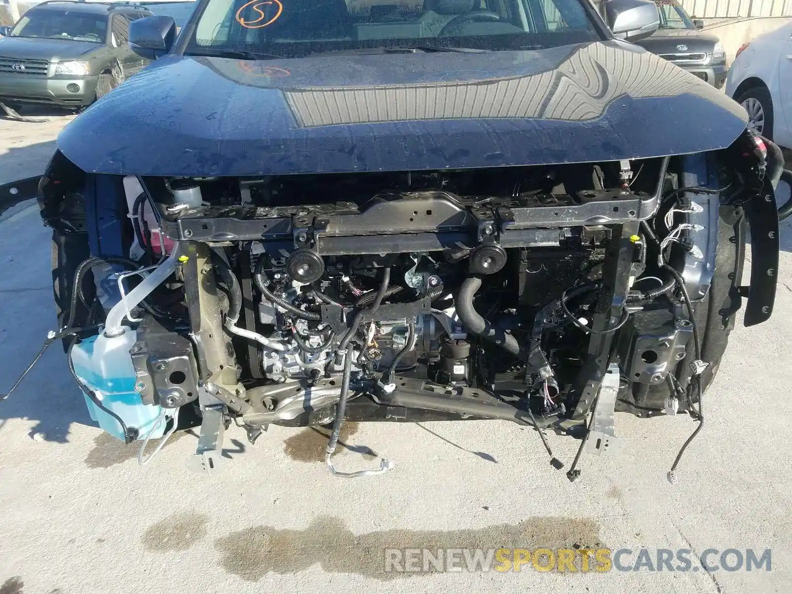 9 Photograph of a damaged car 2T3P1RFV6LC132815 TOYOTA RAV4 2020