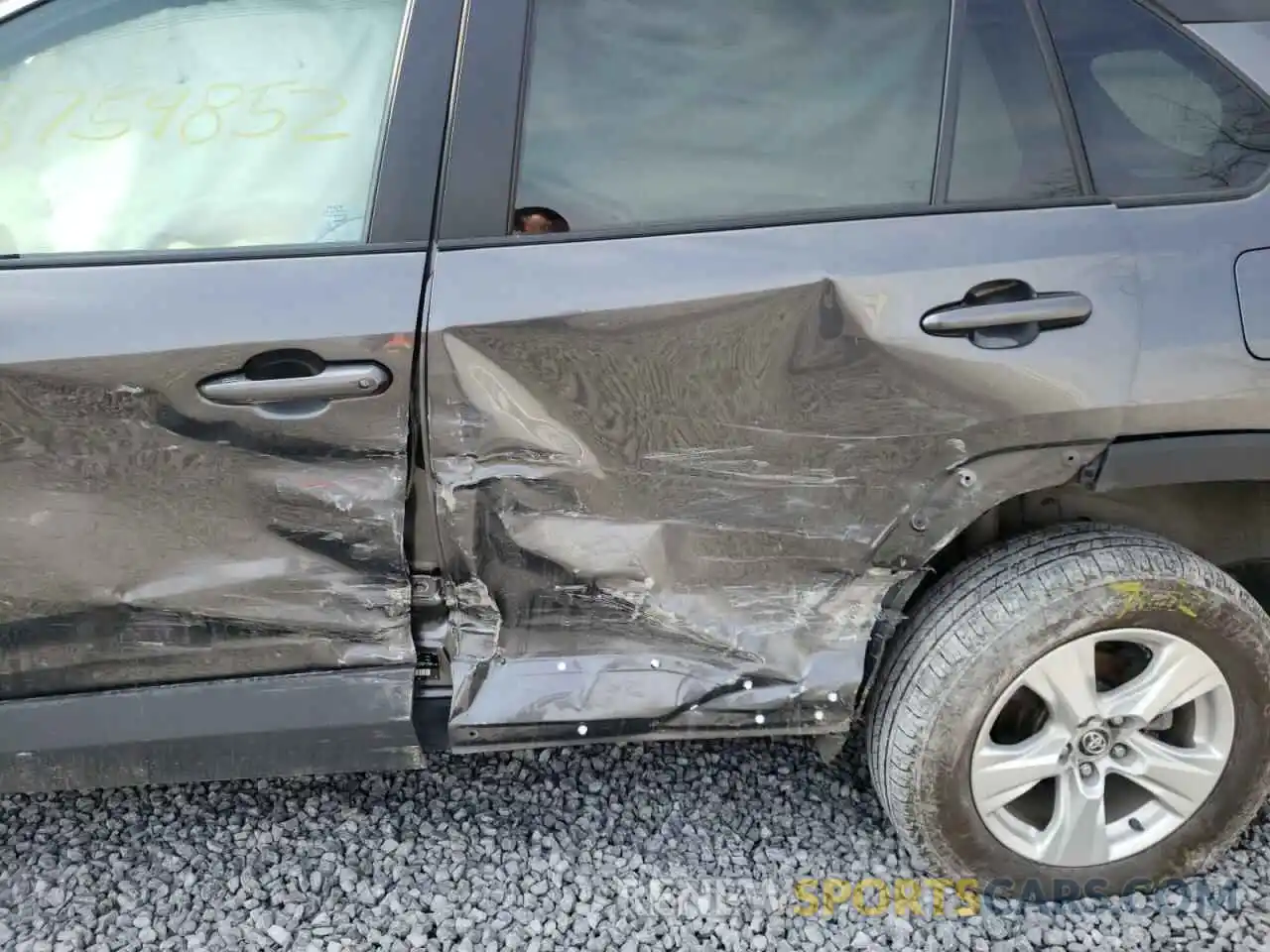 9 Photograph of a damaged car 2T3P1RFV6LC134287 TOYOTA RAV4 2020