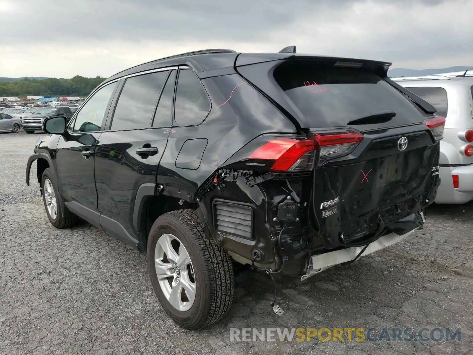 3 Photograph of a damaged car 2T3P1RFV6LW092959 TOYOTA RAV4 2020