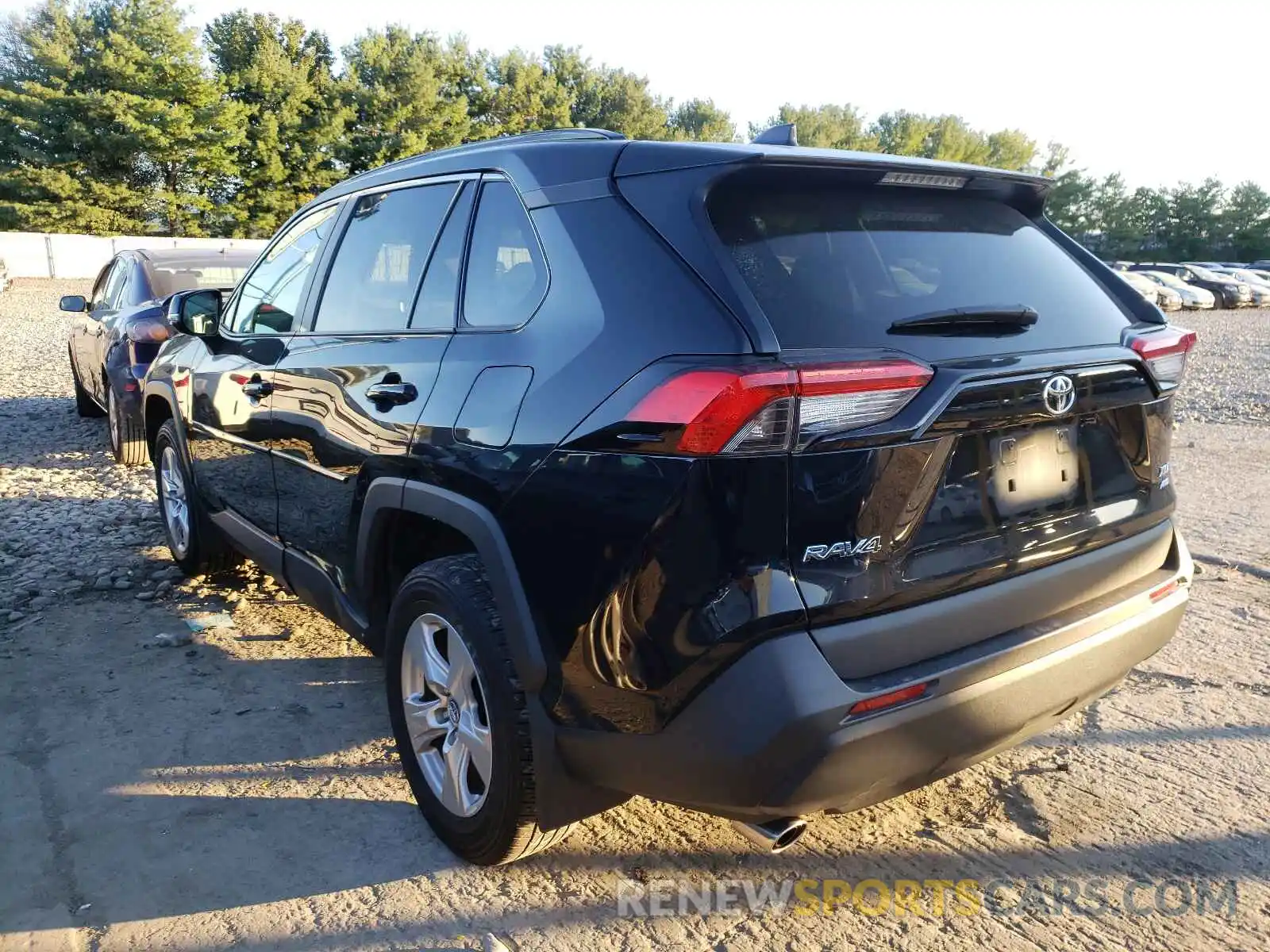 3 Photograph of a damaged car 2T3P1RFV6LW104057 TOYOTA RAV4 2020