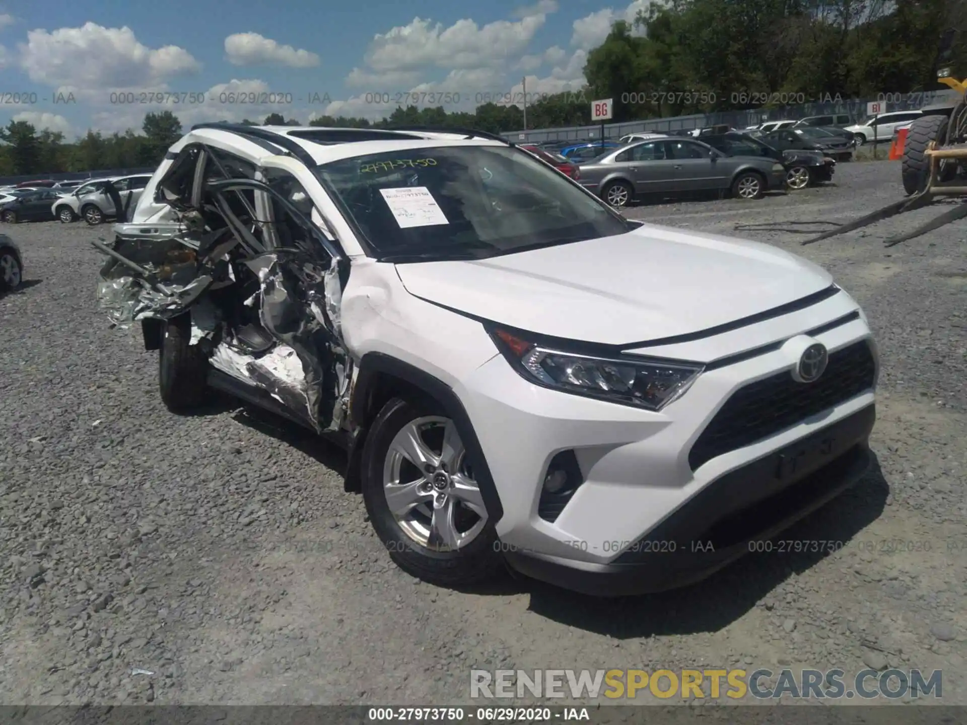 1 Photograph of a damaged car 2T3P1RFV6LW106892 TOYOTA RAV4 2020