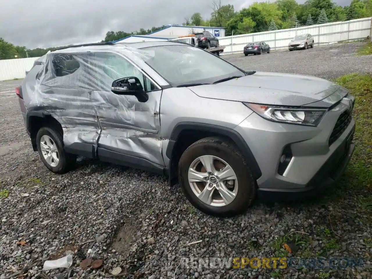 1 Photograph of a damaged car 2T3P1RFV6LW131260 TOYOTA RAV4 2020