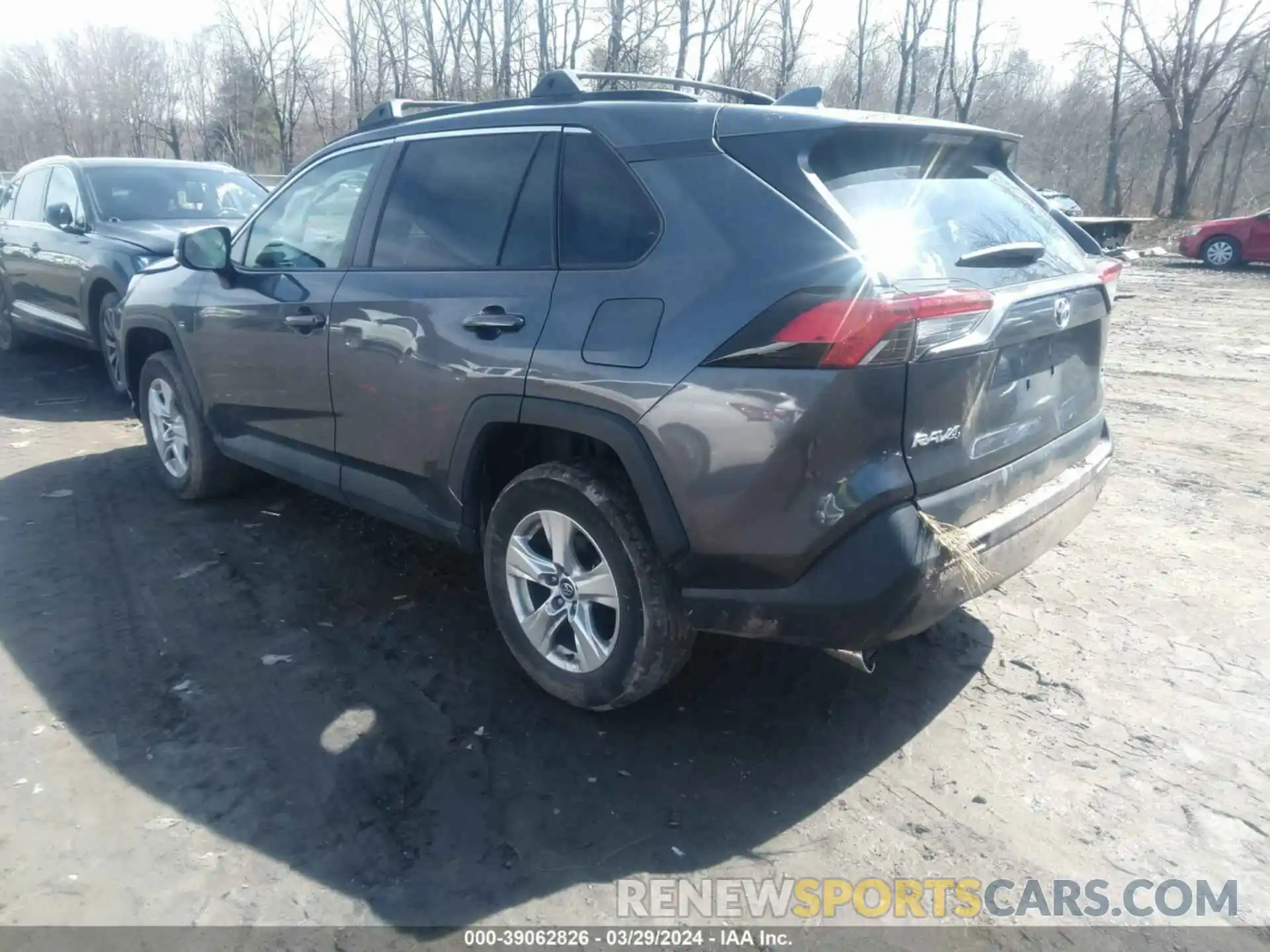 3 Фотография поврежденного автомобиля 2T3P1RFV6LW137477 TOYOTA RAV4 2020