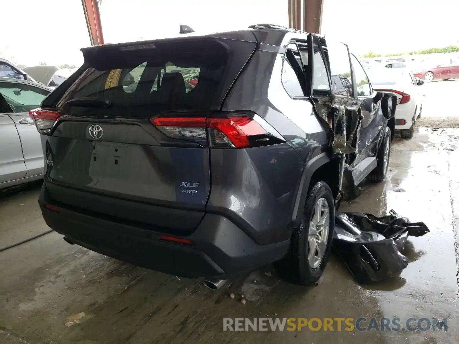 4 Photograph of a damaged car 2T3P1RFV7LC084581 TOYOTA RAV4 2020