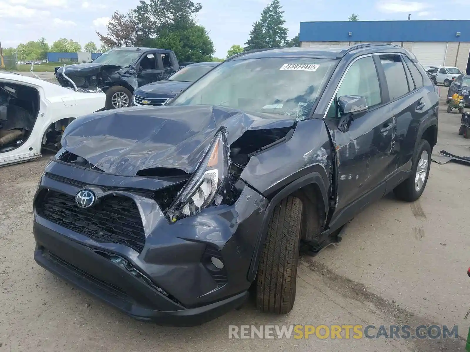 2 Photograph of a damaged car 2T3P1RFV7LC085066 TOYOTA RAV4 2020