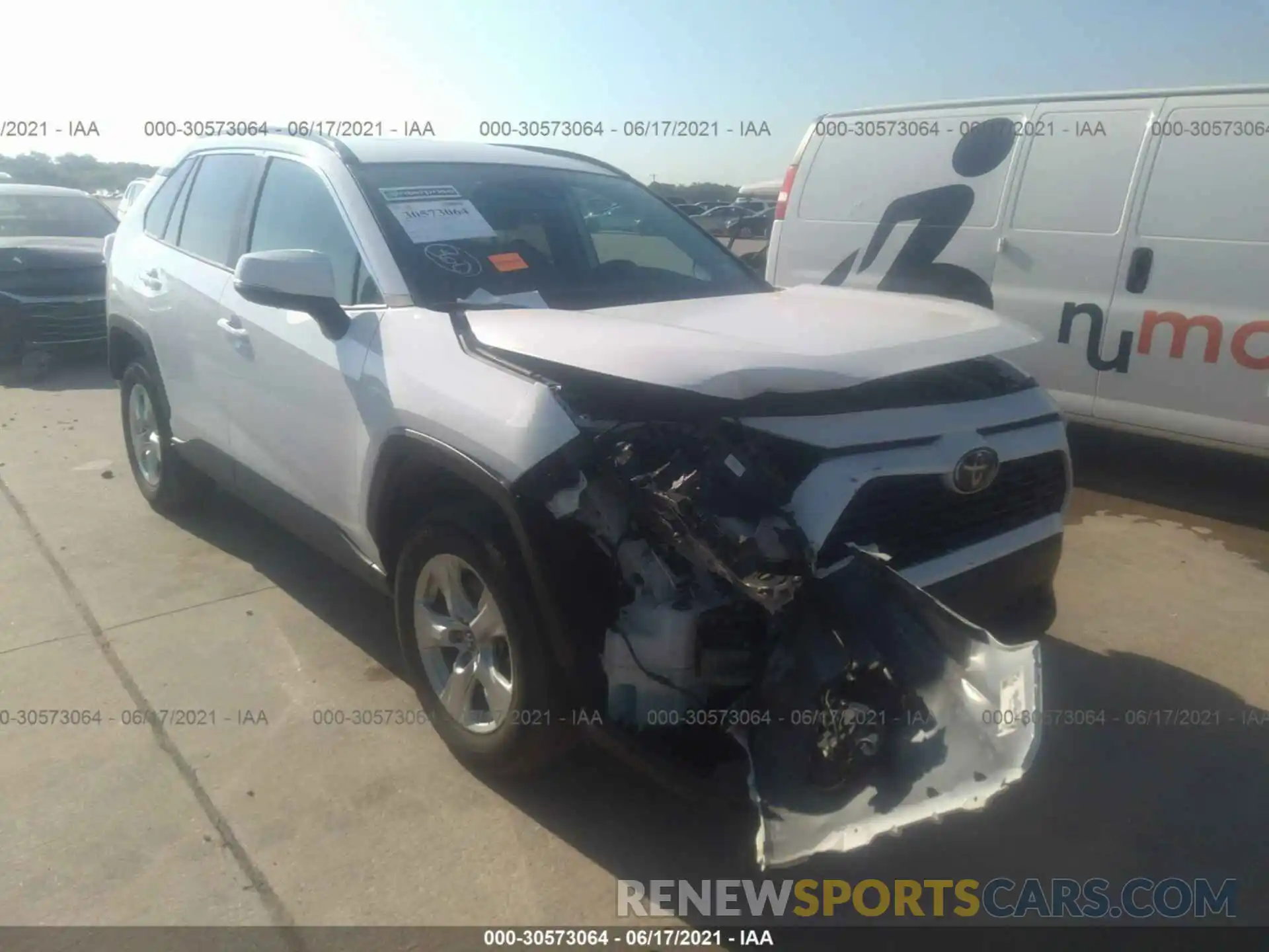 1 Photograph of a damaged car 2T3P1RFV7LC094172 TOYOTA RAV4 2020