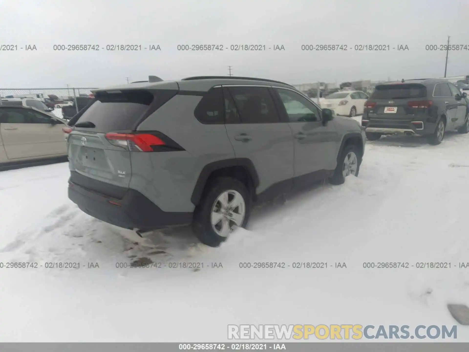 4 Photograph of a damaged car 2T3P1RFV7LC098710 TOYOTA RAV4 2020