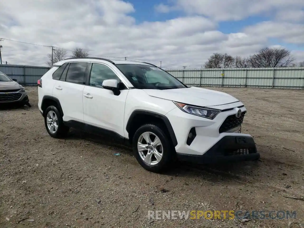 4 Photograph of a damaged car 2T3P1RFV7LC126733 TOYOTA RAV4 2020