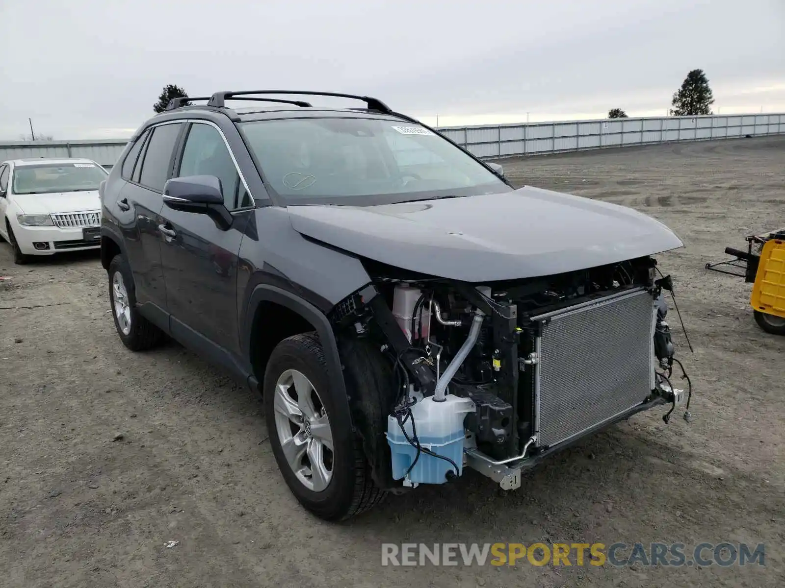 1 Photograph of a damaged car 2T3P1RFV7LW119702 TOYOTA RAV4 2020