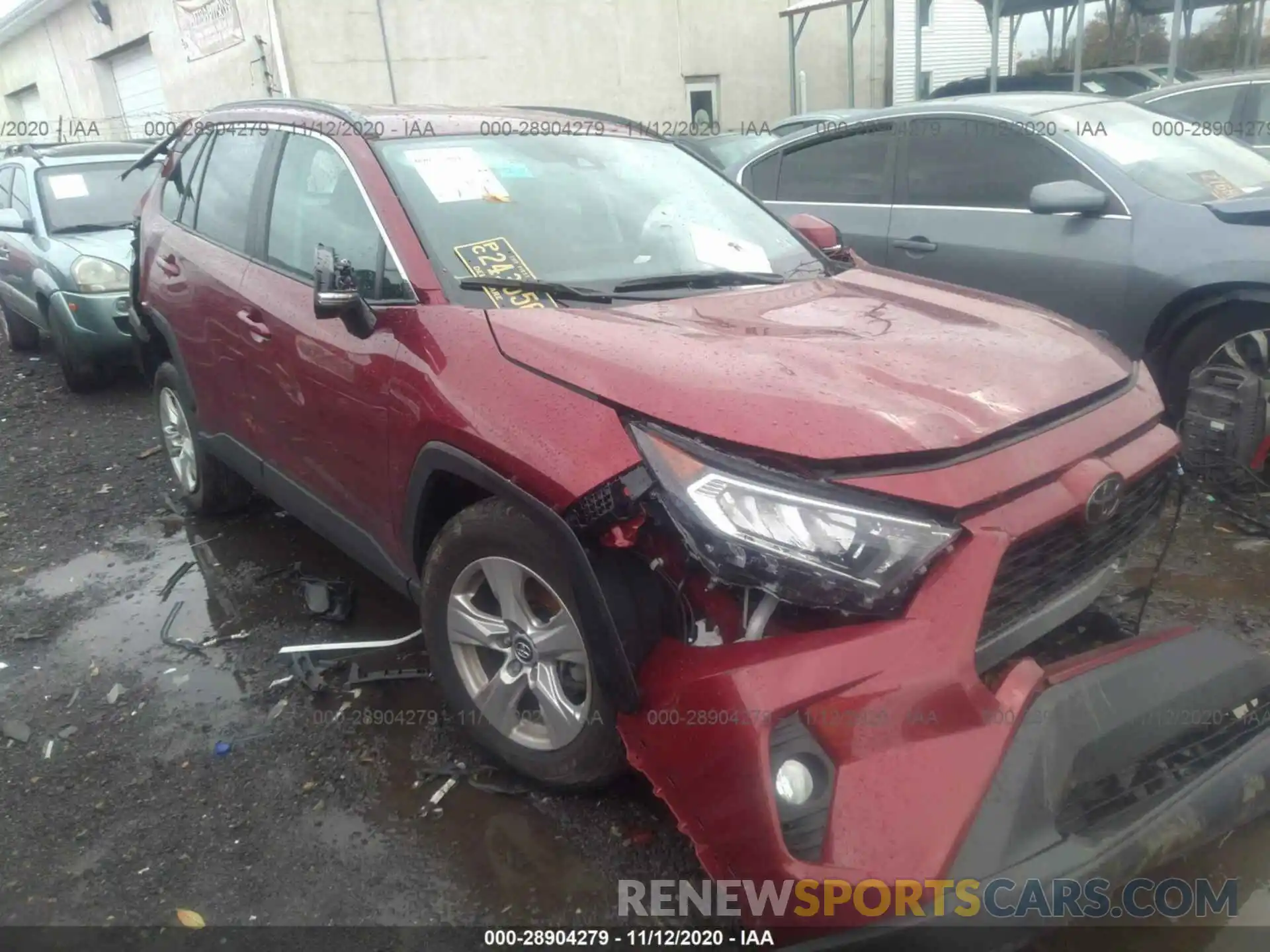 1 Photograph of a damaged car 2T3P1RFV7LW122471 TOYOTA RAV4 2020