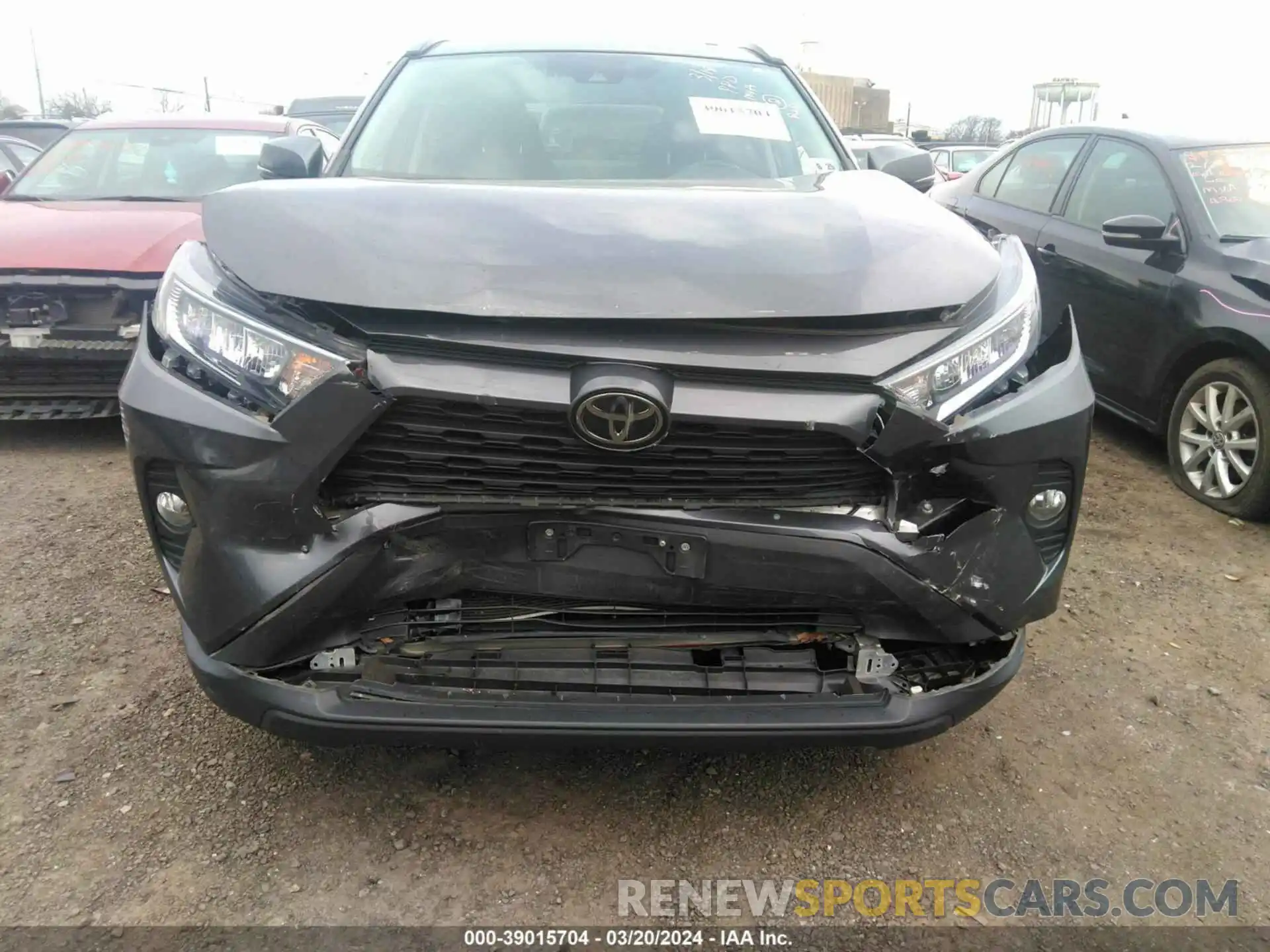 12 Photograph of a damaged car 2T3P1RFV7LW129727 TOYOTA RAV4 2020