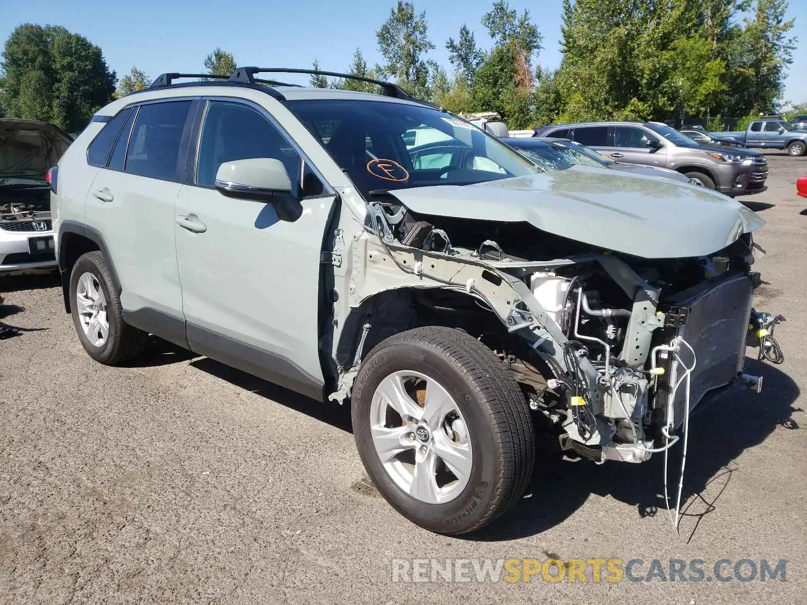 1 Photograph of a damaged car 2T3P1RFV8LC069085 TOYOTA RAV4 2020