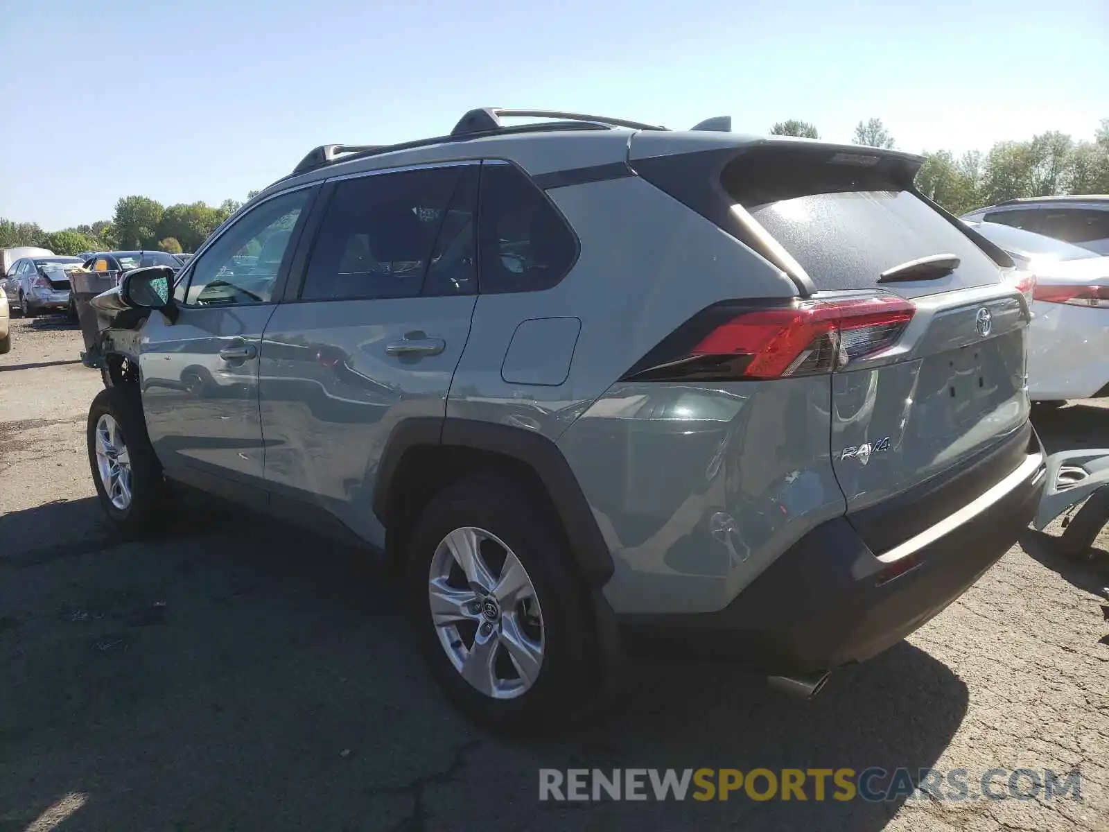 3 Photograph of a damaged car 2T3P1RFV8LC069085 TOYOTA RAV4 2020