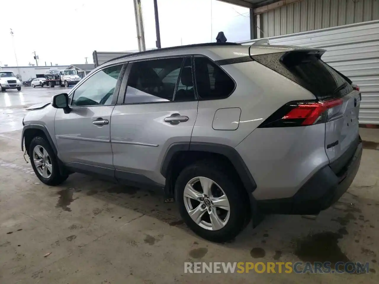 2 Photograph of a damaged car 2T3P1RFV8LC078157 TOYOTA RAV4 2020