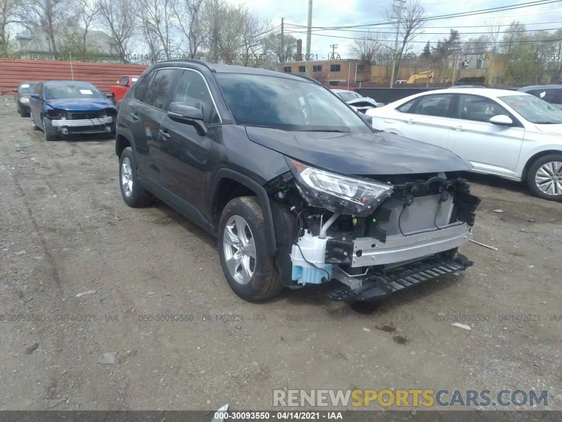 1 Photograph of a damaged car 2T3P1RFV8LC106748 TOYOTA RAV4 2020