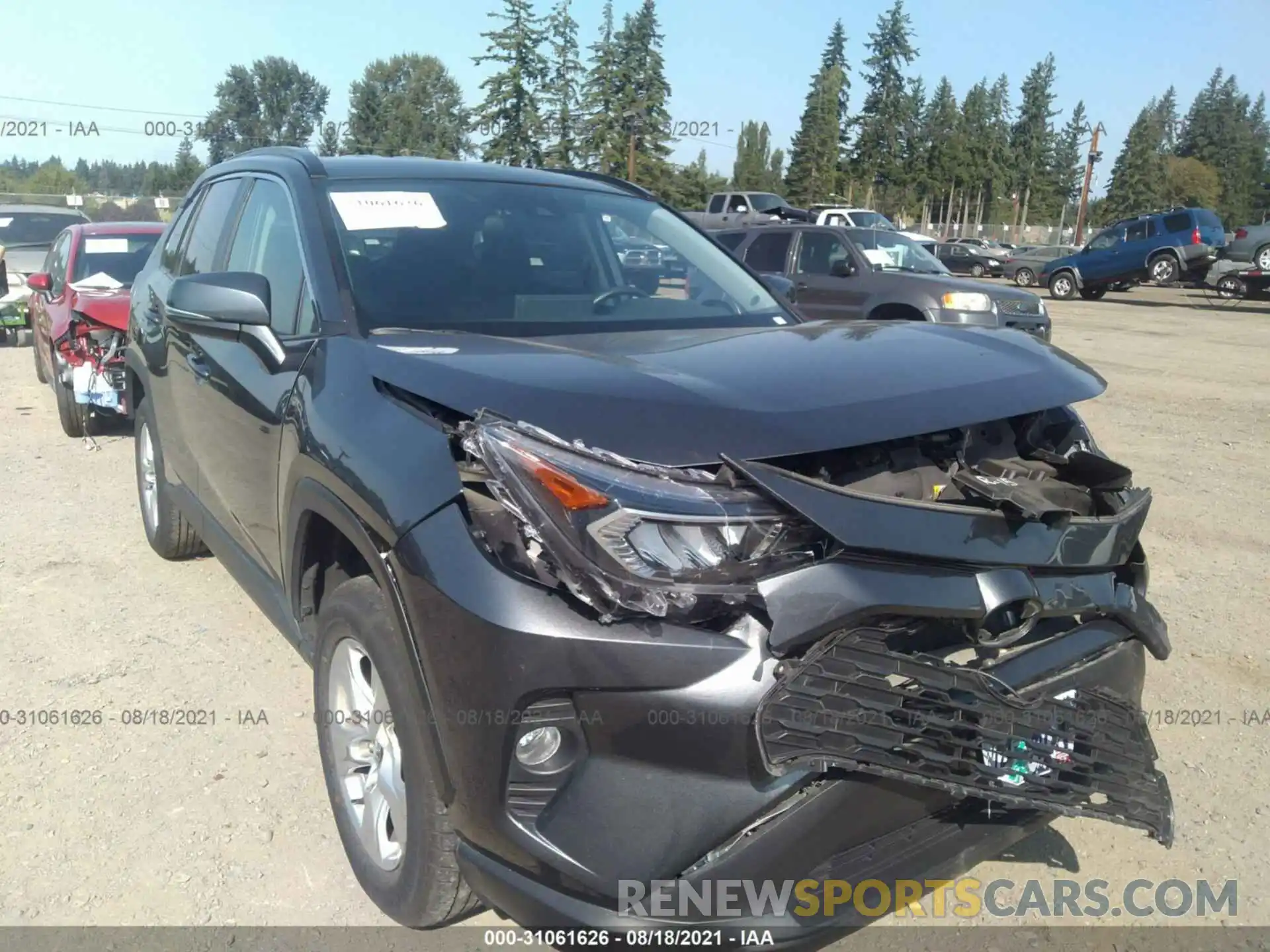 1 Photograph of a damaged car 2T3P1RFV8LC111349 TOYOTA RAV4 2020