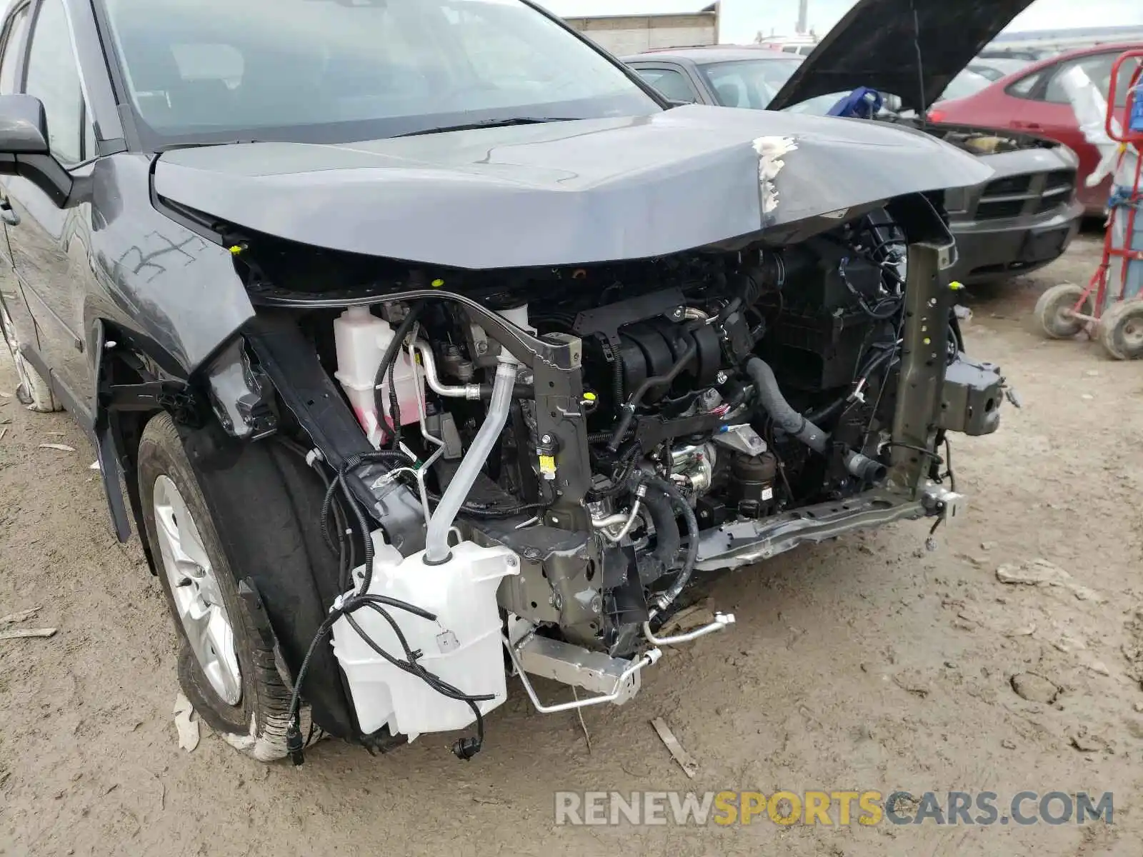 9 Photograph of a damaged car 2T3P1RFV8LC111691 TOYOTA RAV4 2020