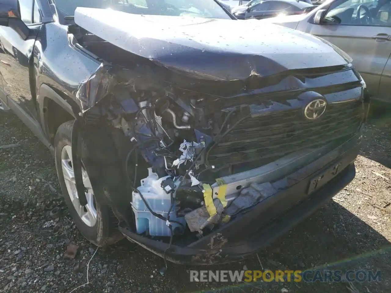 9 Photograph of a damaged car 2T3P1RFV8LC122397 TOYOTA RAV4 2020