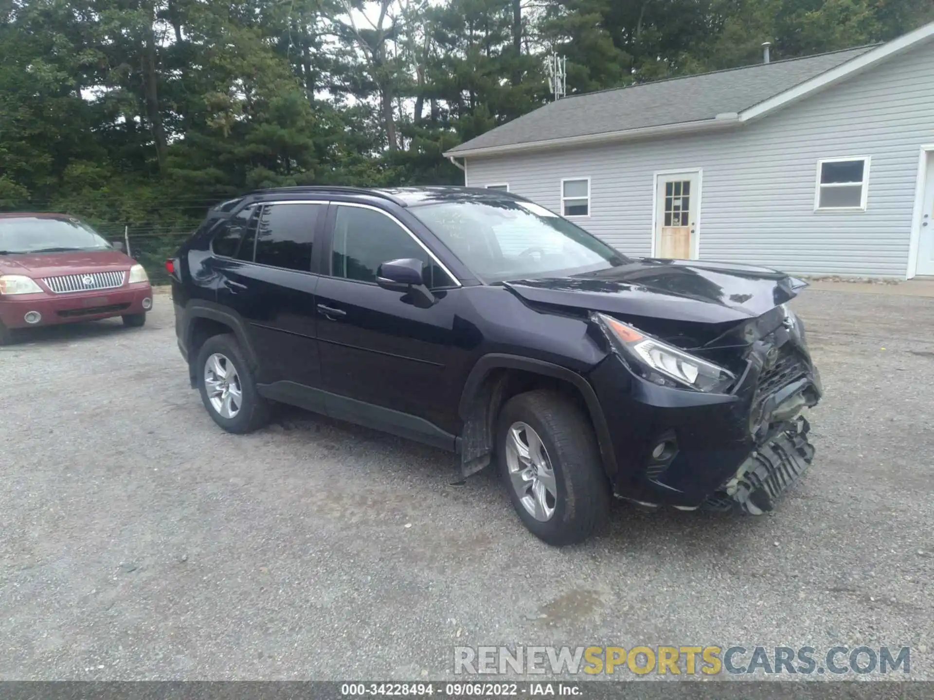 1 Photograph of a damaged car 2T3P1RFV8LC133478 TOYOTA RAV4 2020