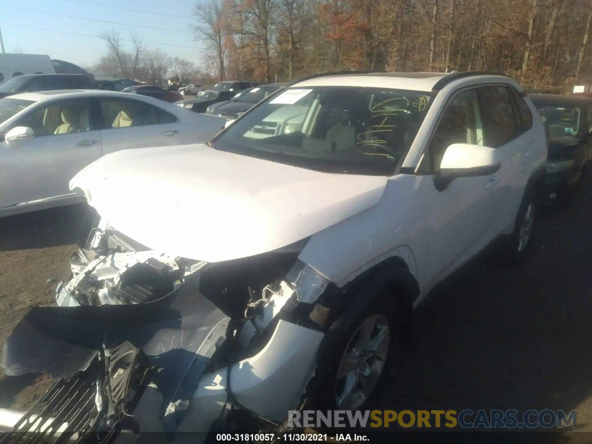 2 Photograph of a damaged car 2T3P1RFV8LW085110 TOYOTA RAV4 2020