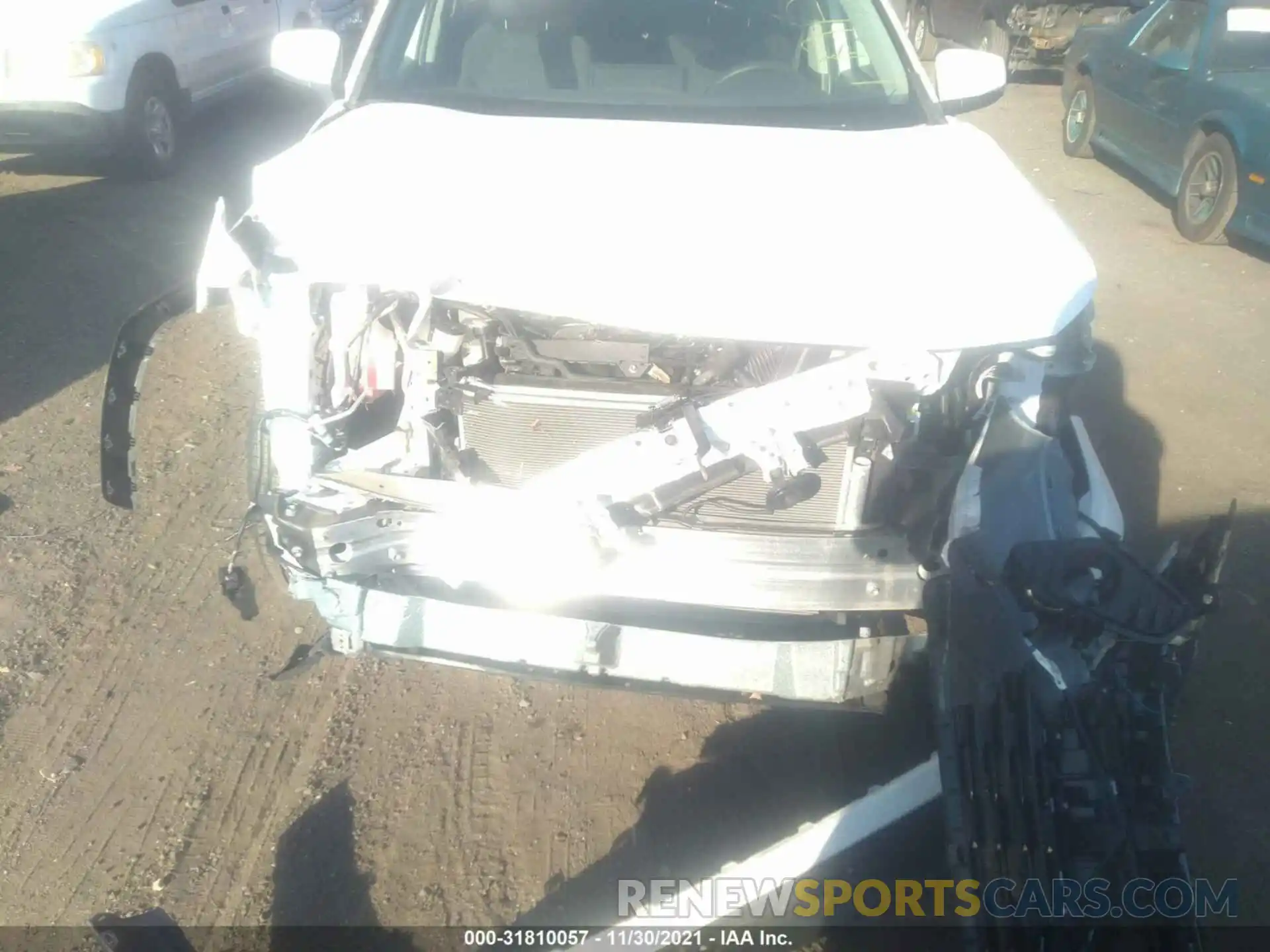 6 Photograph of a damaged car 2T3P1RFV8LW085110 TOYOTA RAV4 2020