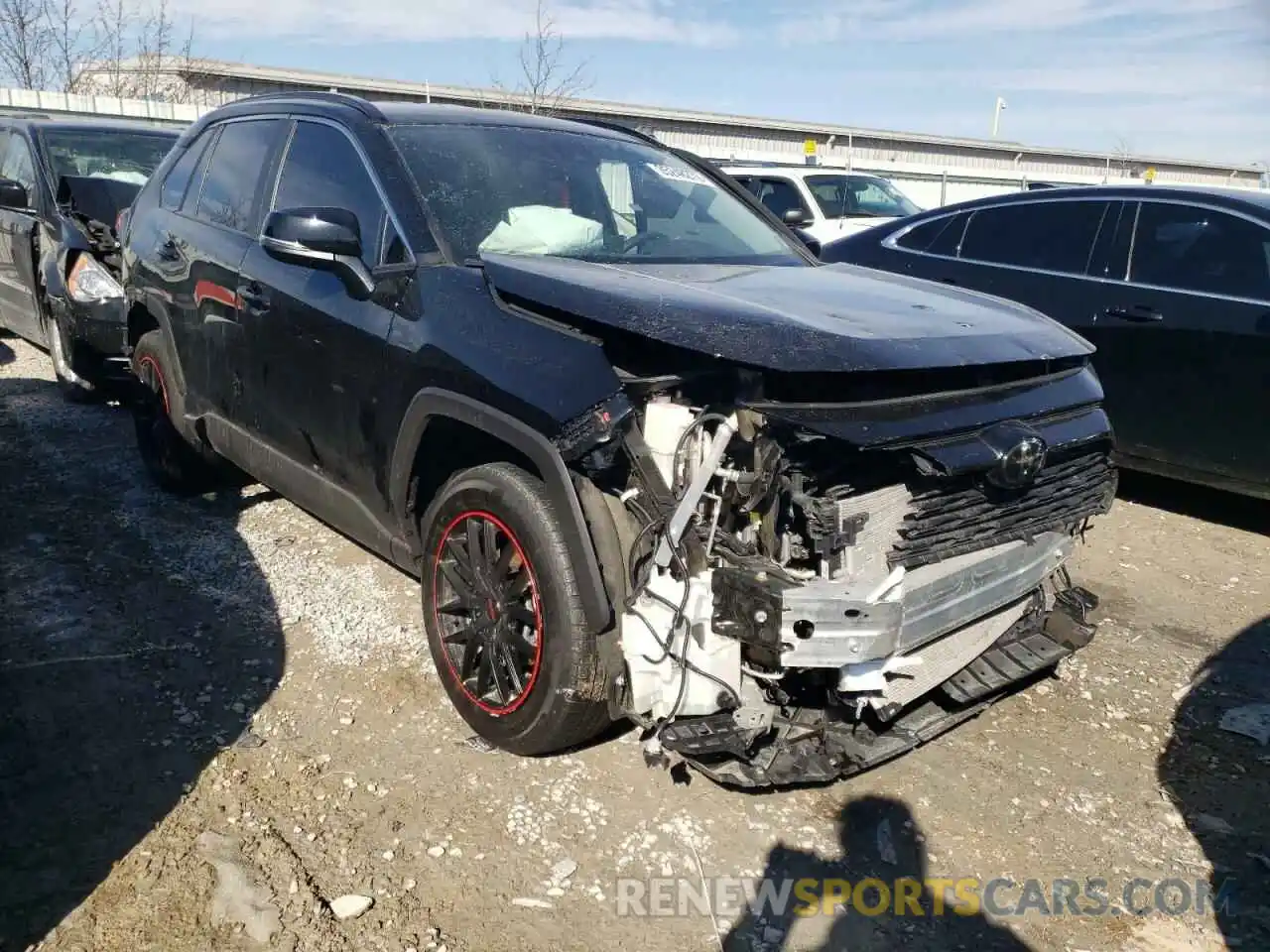 1 Photograph of a damaged car 2T3P1RFV8LW098004 TOYOTA RAV4 2020