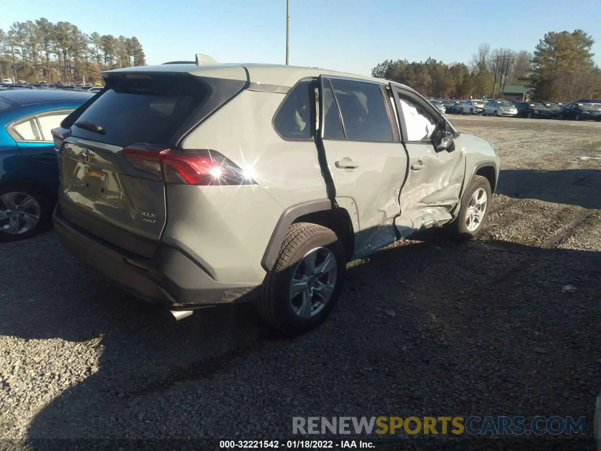 4 Photograph of a damaged car 2T3P1RFV8LW108157 TOYOTA RAV4 2020