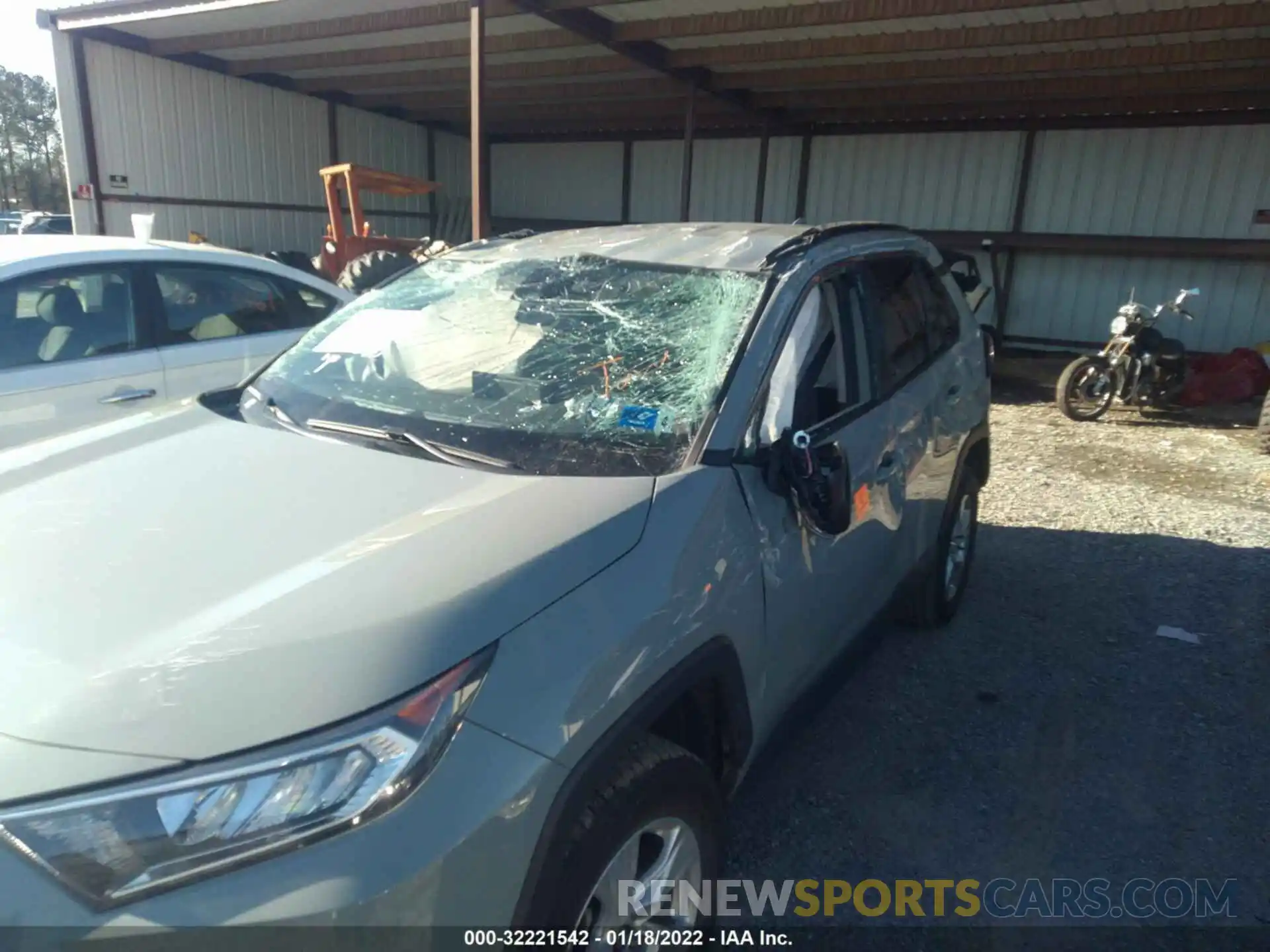 6 Photograph of a damaged car 2T3P1RFV8LW108157 TOYOTA RAV4 2020