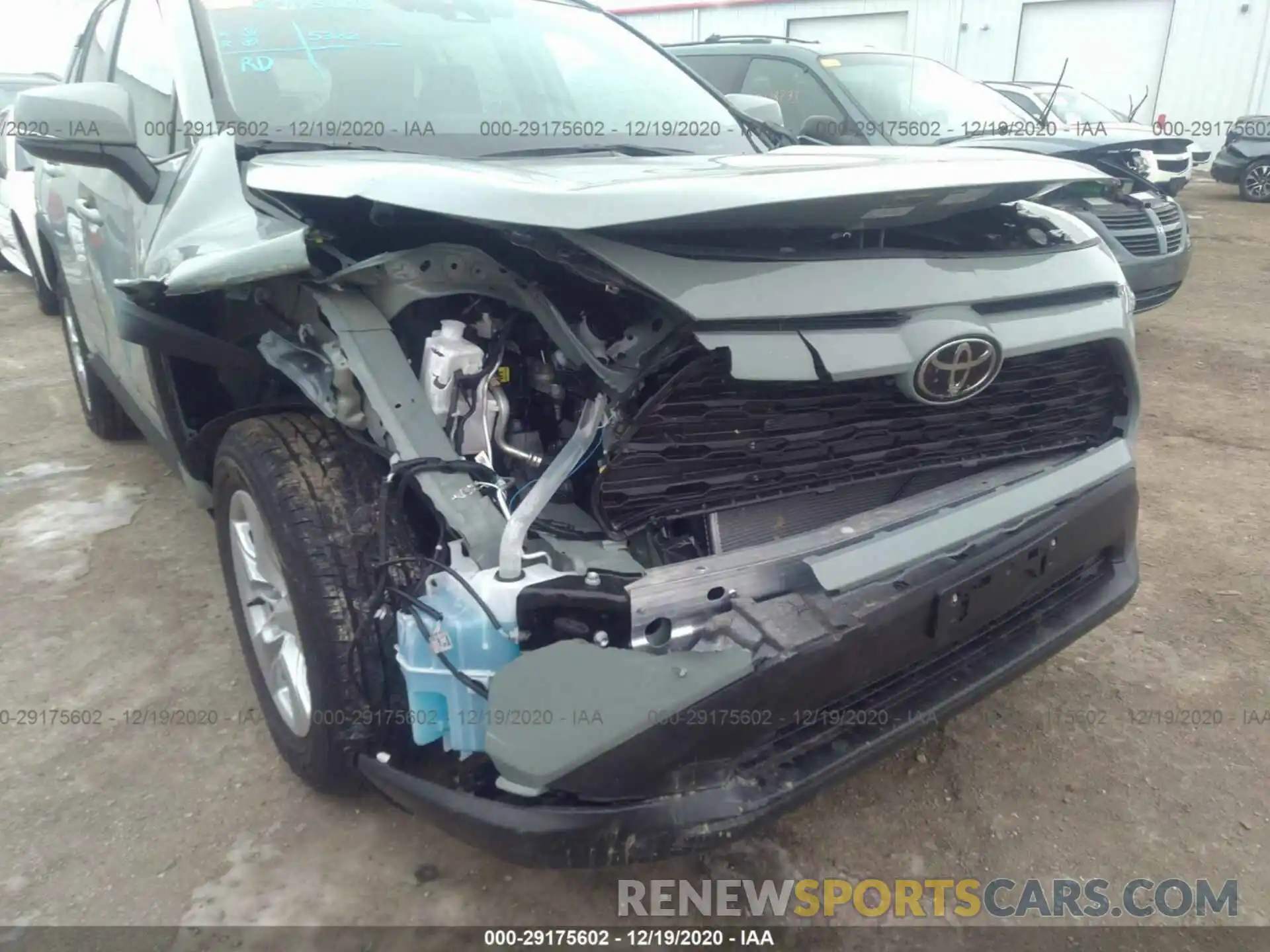 6 Фотография поврежденного автомобиля 2T3P1RFV8LW117649 TOYOTA RAV4 2020