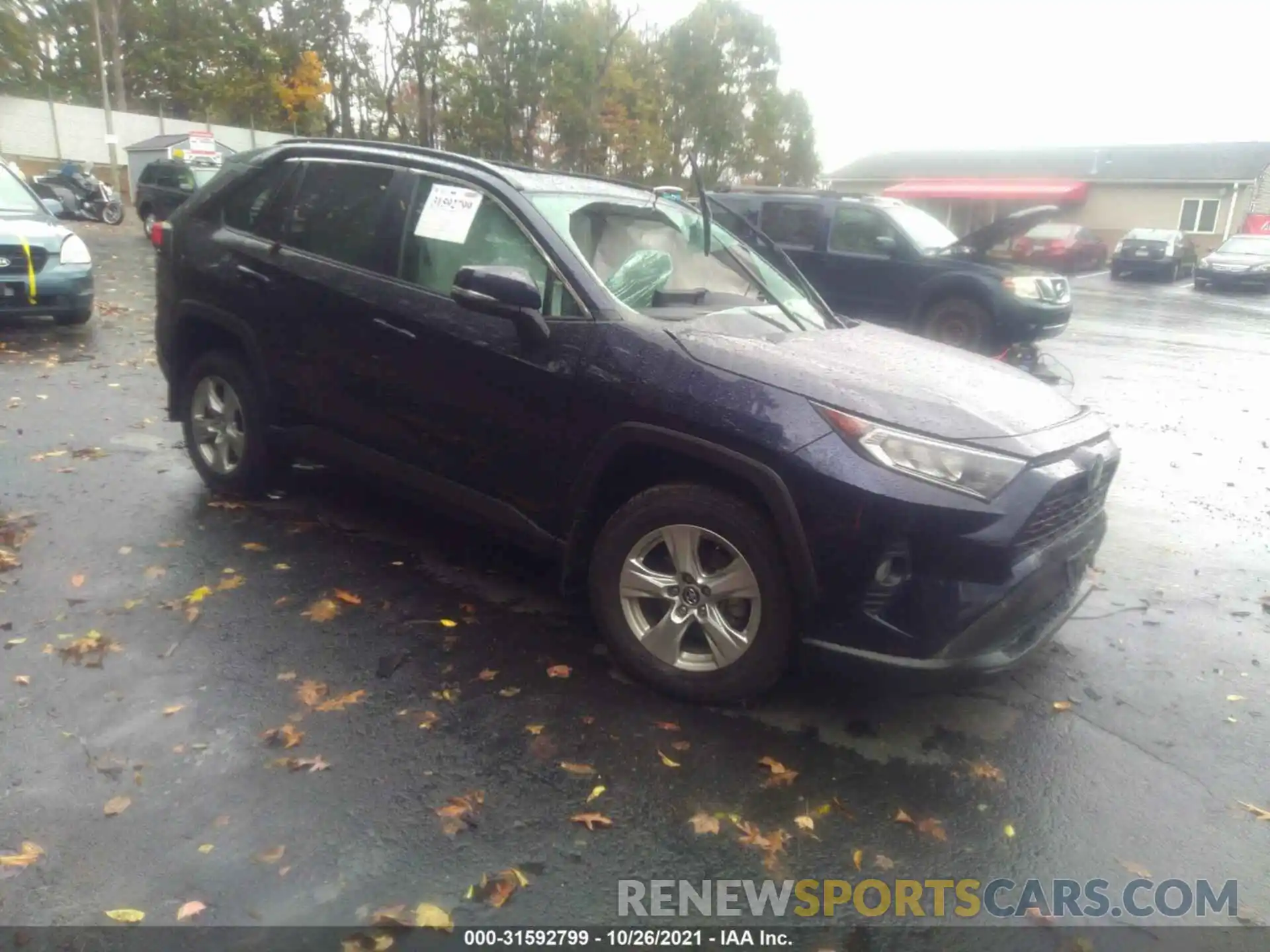 1 Photograph of a damaged car 2T3P1RFV8LW119384 TOYOTA RAV4 2020