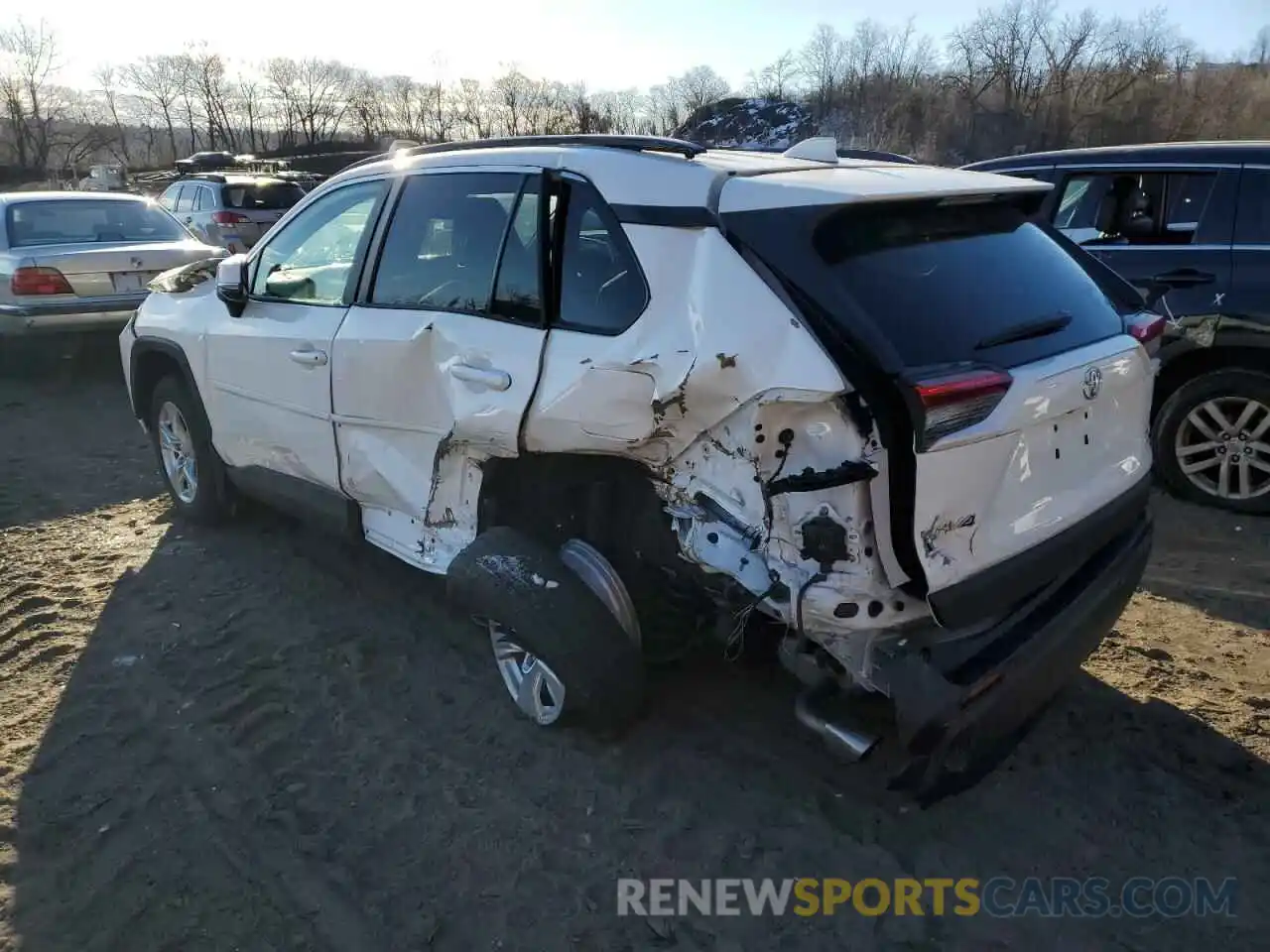 2 Photograph of a damaged car 2T3P1RFV8LW119658 TOYOTA RAV4 2020