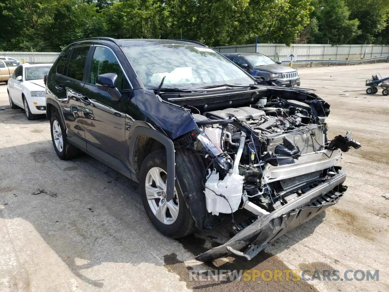 1 Photograph of a damaged car 2T3P1RFV8LW128053 TOYOTA RAV4 2020