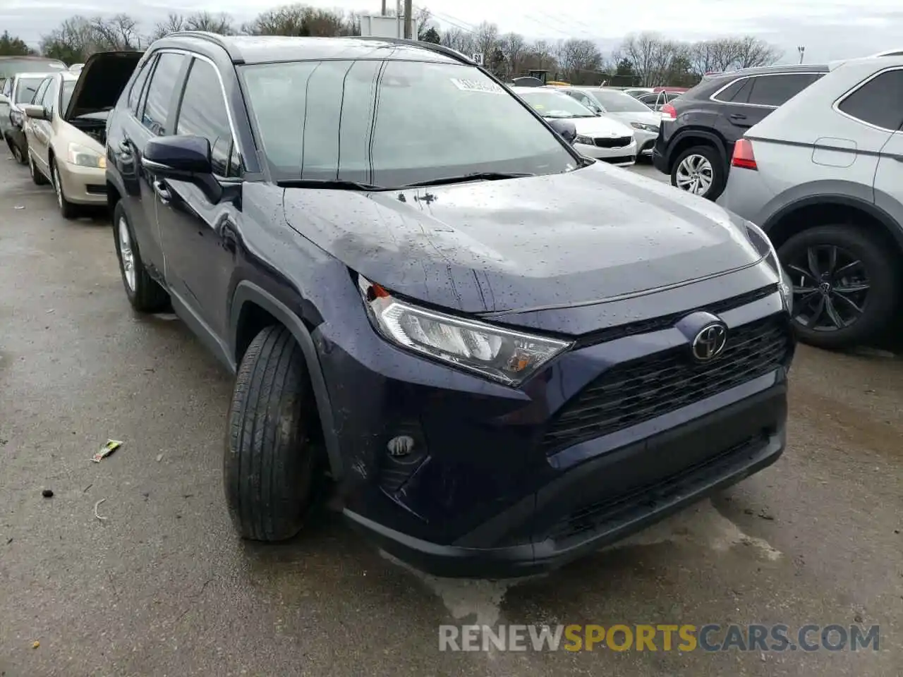 1 Photograph of a damaged car 2T3P1RFV8LW130014 TOYOTA RAV4 2020