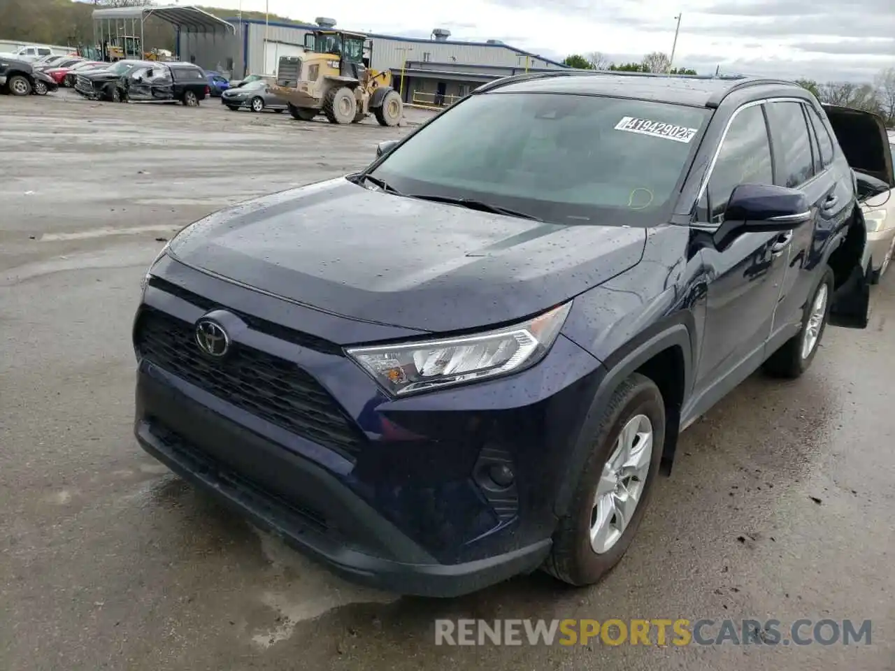 2 Photograph of a damaged car 2T3P1RFV8LW130014 TOYOTA RAV4 2020