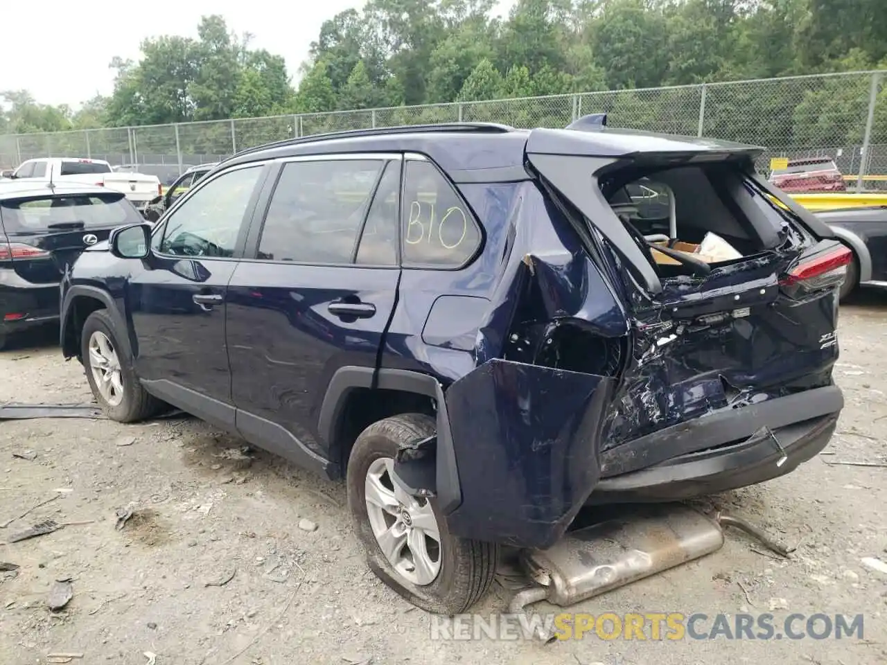 3 Photograph of a damaged car 2T3P1RFV8LW135536 TOYOTA RAV4 2020