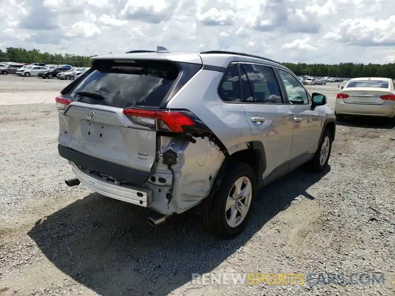 4 Photograph of a damaged car 2T3P1RFV9LC083979 TOYOTA RAV4 2020