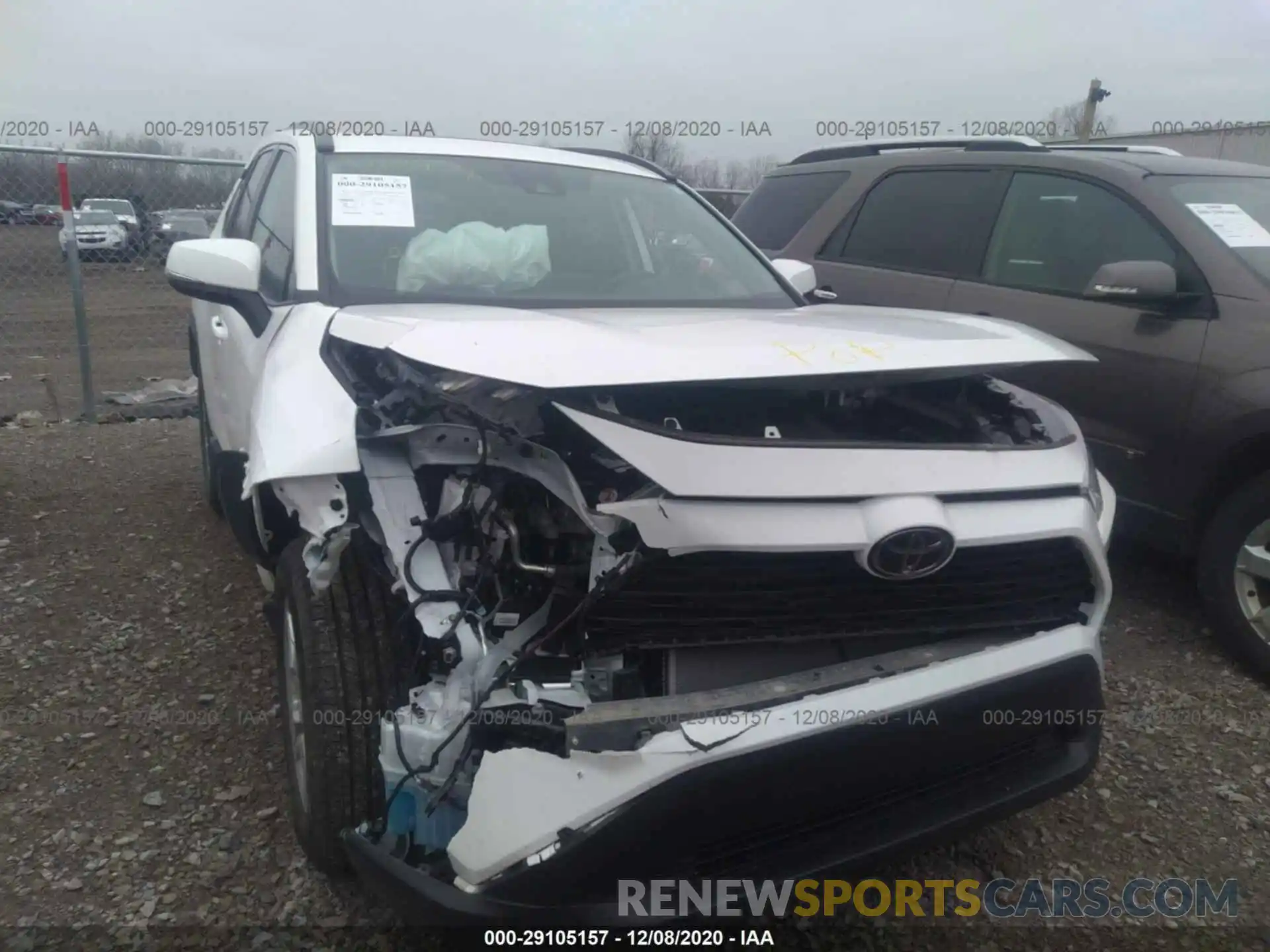 6 Photograph of a damaged car 2T3P1RFV9LC087286 TOYOTA RAV4 2020