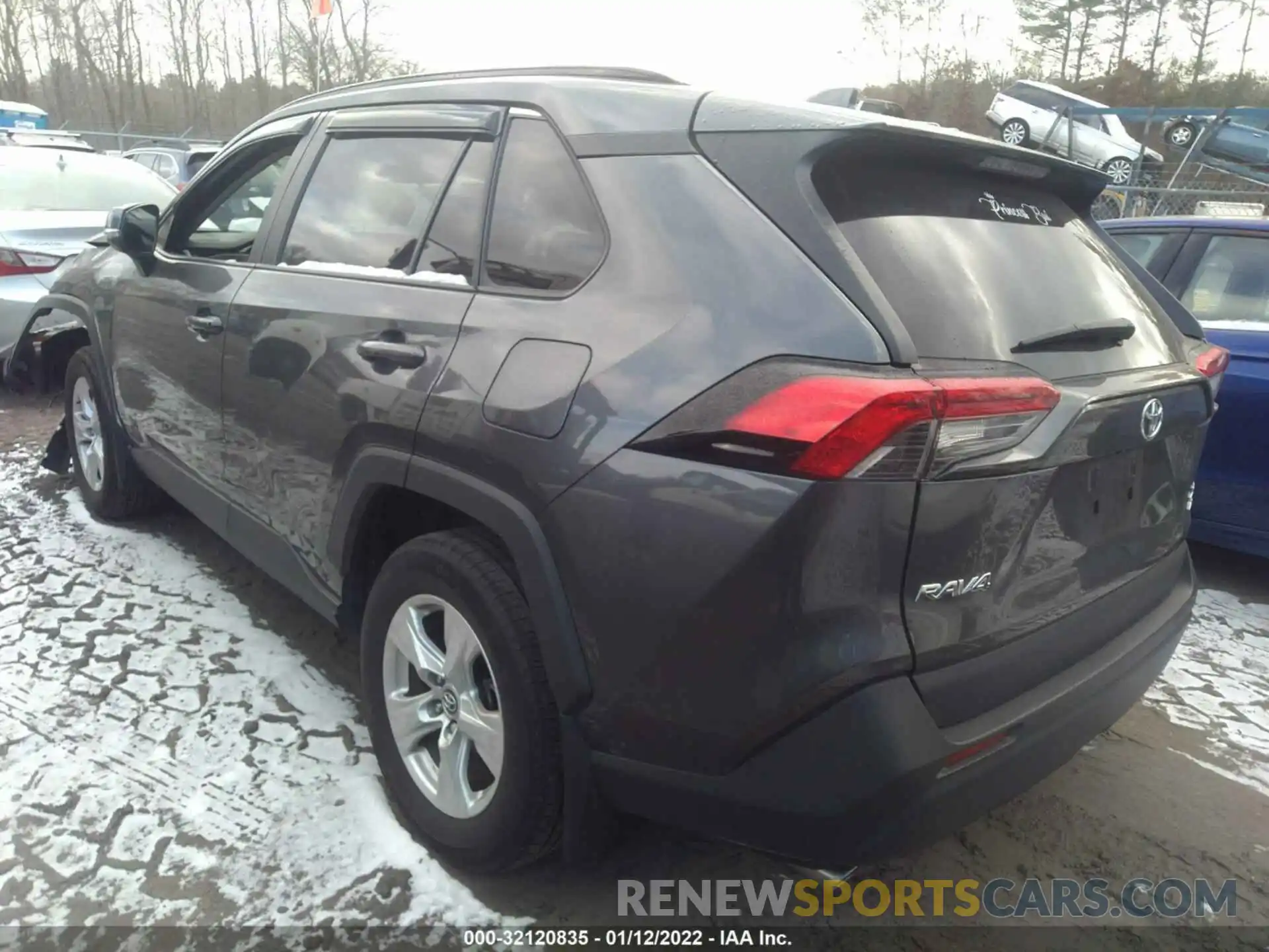 3 Photograph of a damaged car 2T3P1RFV9LC087871 TOYOTA RAV4 2020