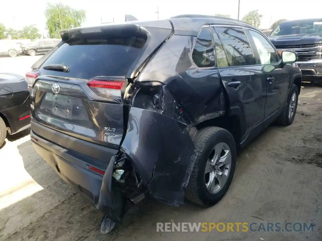 4 Photograph of a damaged car 2T3P1RFV9LC089054 TOYOTA RAV4 2020