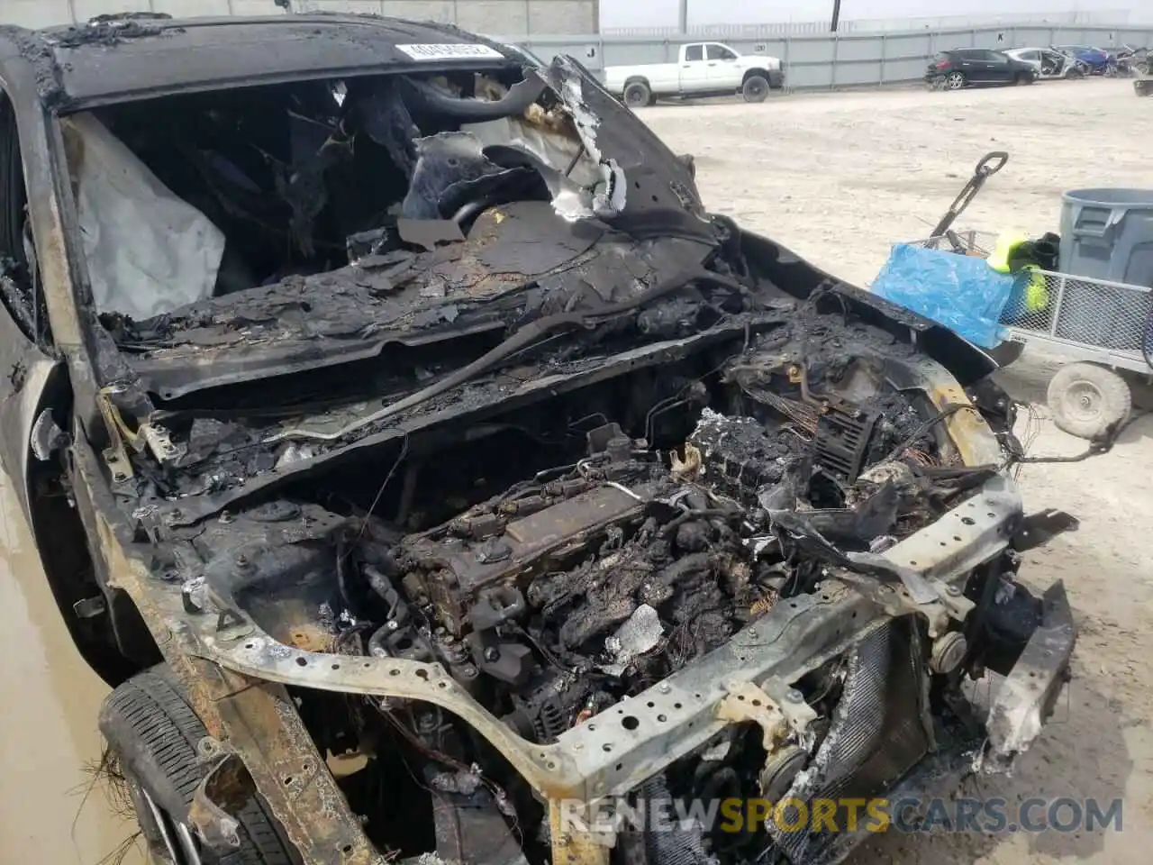 9 Photograph of a damaged car 2T3P1RFV9LC098210 TOYOTA RAV4 2020