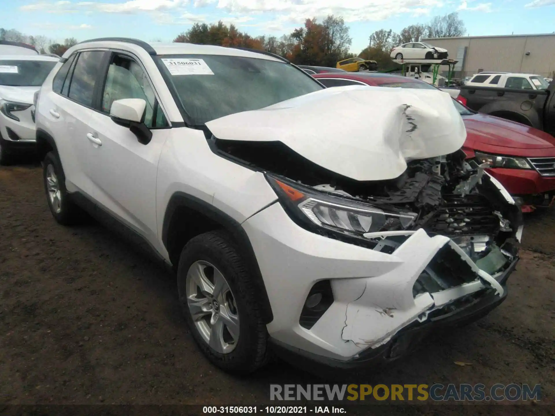 1 Photograph of a damaged car 2T3P1RFV9LC112428 TOYOTA RAV4 2020