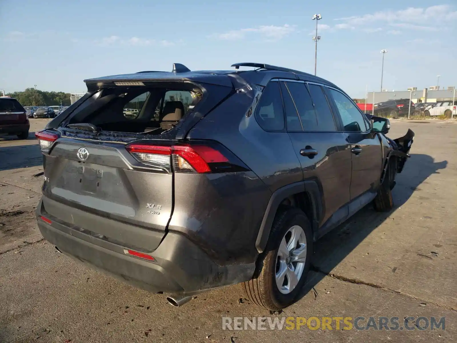 4 Photograph of a damaged car 2T3P1RFV9LC128371 TOYOTA RAV4 2020