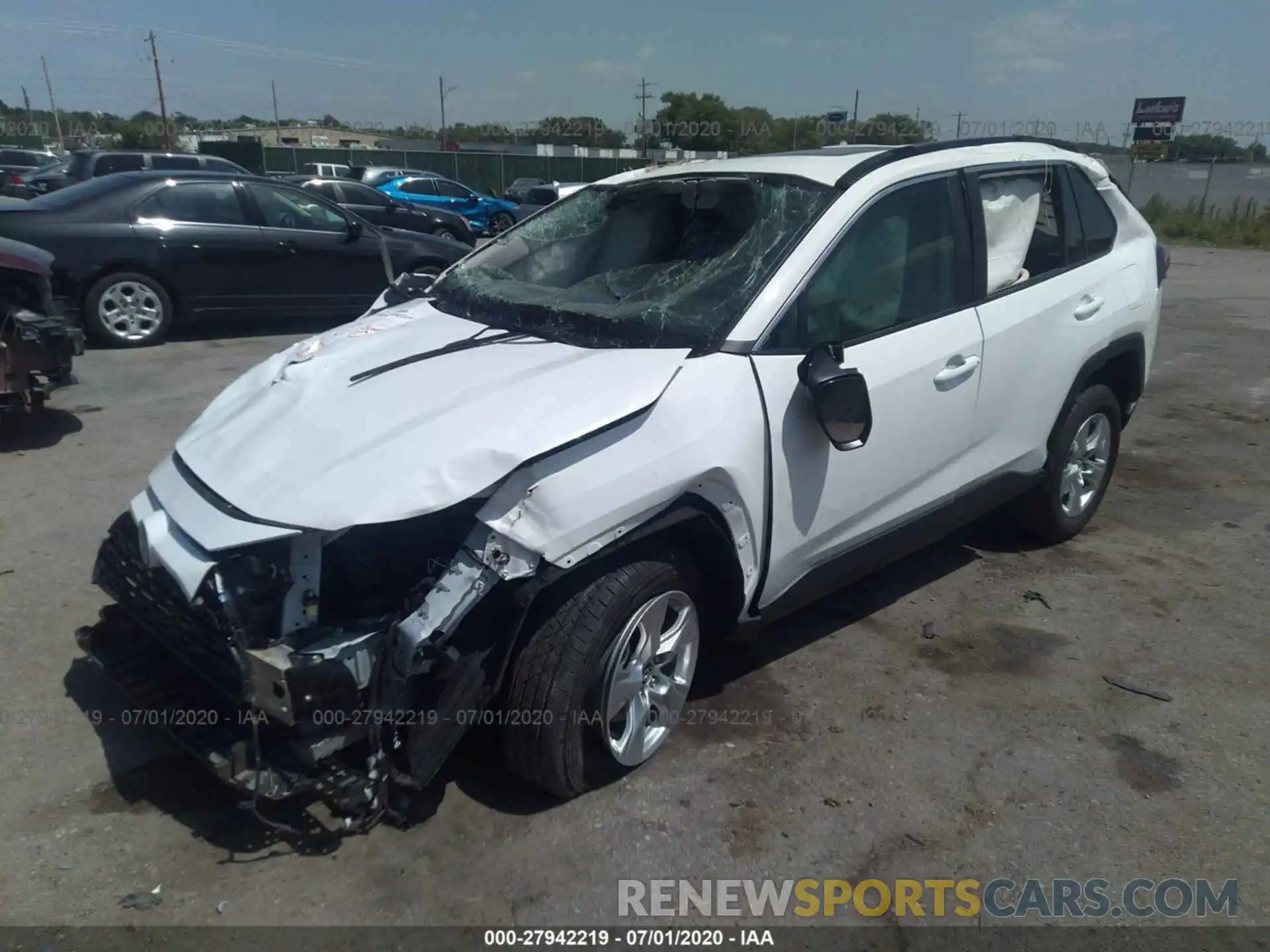 2 Photograph of a damaged car 2T3P1RFV9LW098772 TOYOTA RAV4 2020