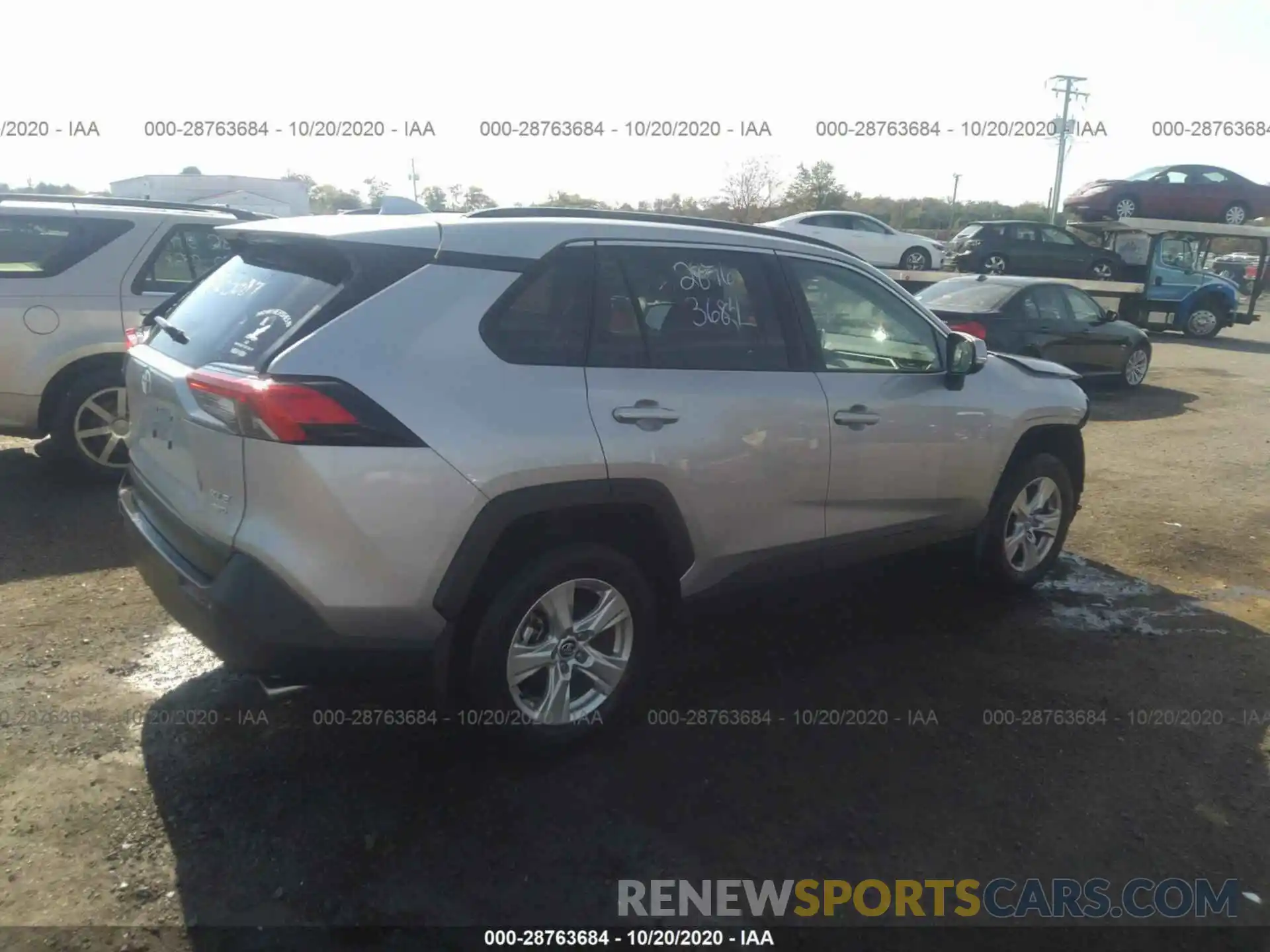 4 Photograph of a damaged car 2T3P1RFV9LW122231 TOYOTA RAV4 2020