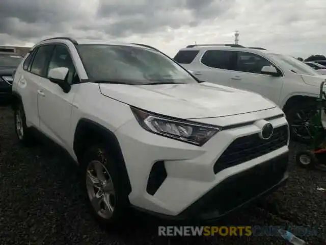 1 Photograph of a damaged car 2T3P1RFV9LW122634 TOYOTA RAV4 2020