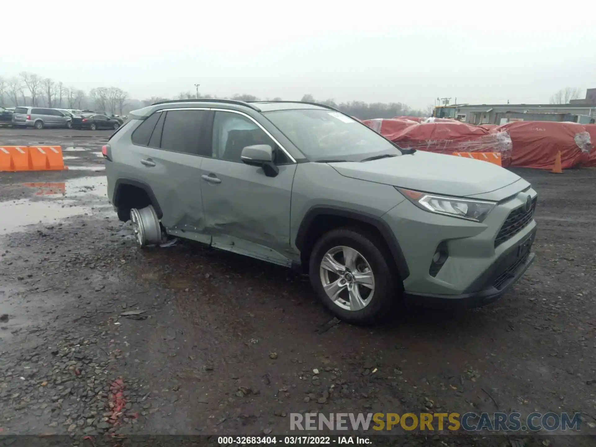 1 Photograph of a damaged car 2T3P1RFV9LW124819 TOYOTA RAV4 2020