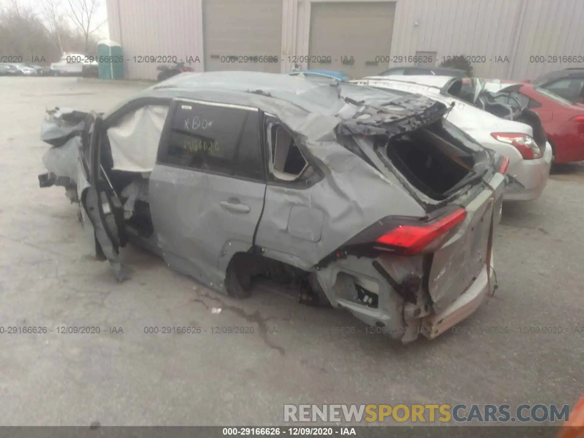 3 Photograph of a damaged car 2T3P1RFVXLC065149 TOYOTA RAV4 2020