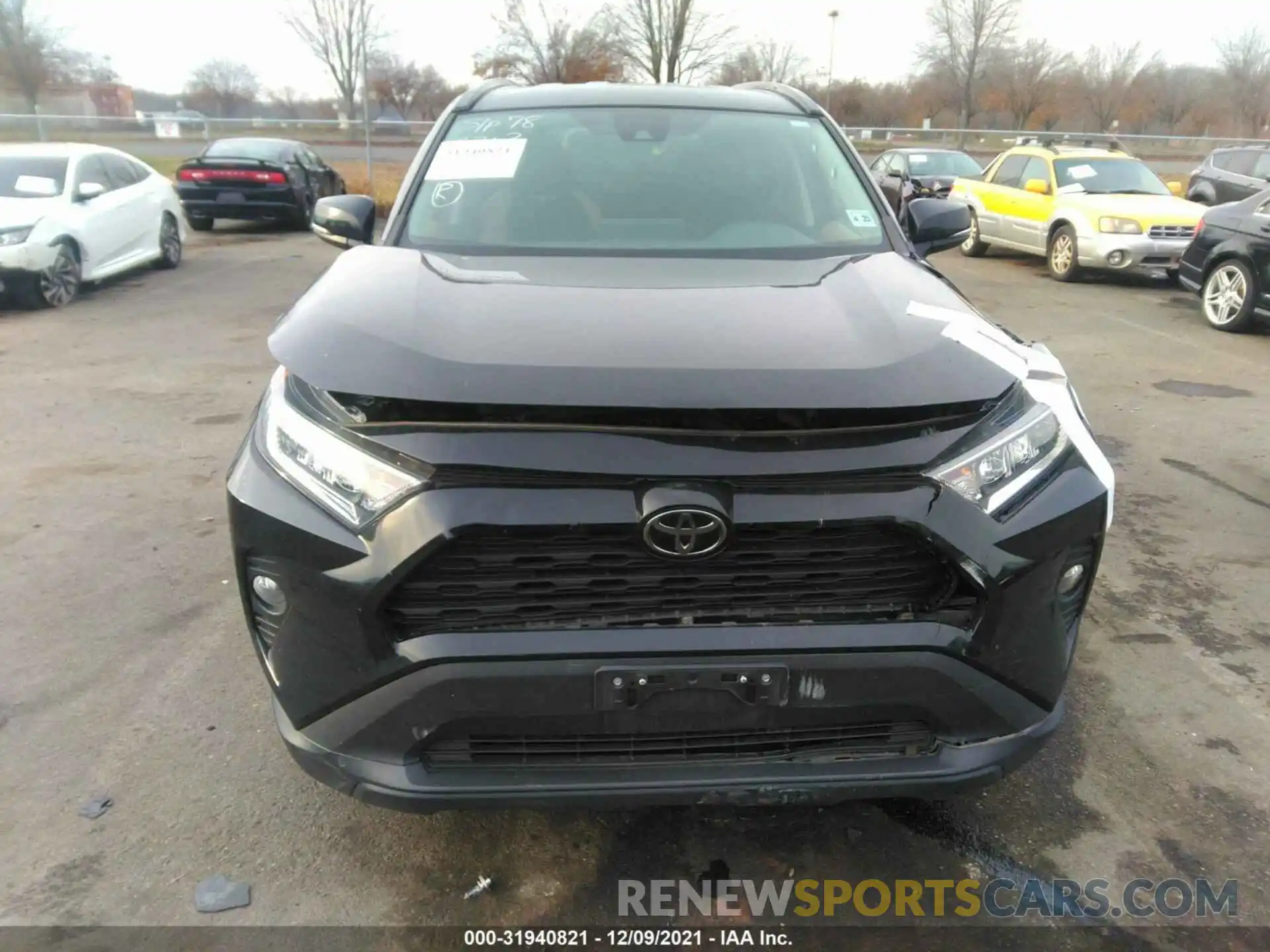 6 Photograph of a damaged car 2T3P1RFVXLC070478 TOYOTA RAV4 2020