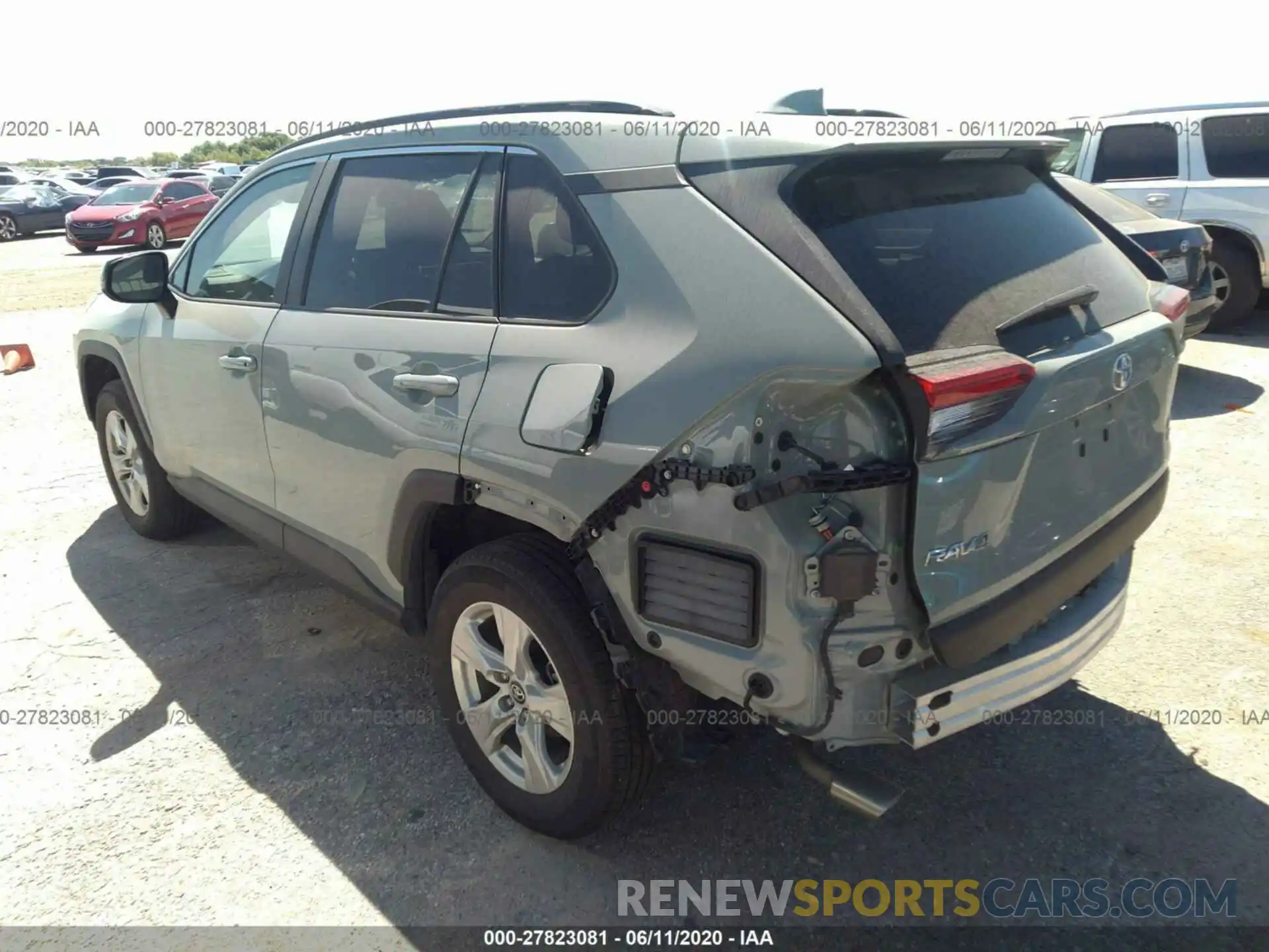 3 Фотография поврежденного автомобиля 2T3P1RFVXLC080069 TOYOTA RAV4 2020